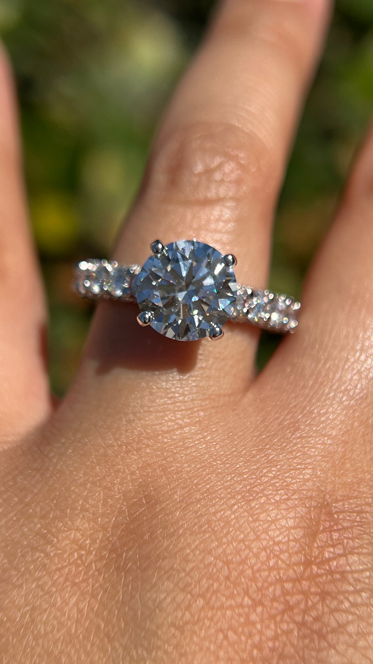 Christi 4.50ct F-VS1 Round Cut Lab Grown Diamond Engagement Ring 14K Gold