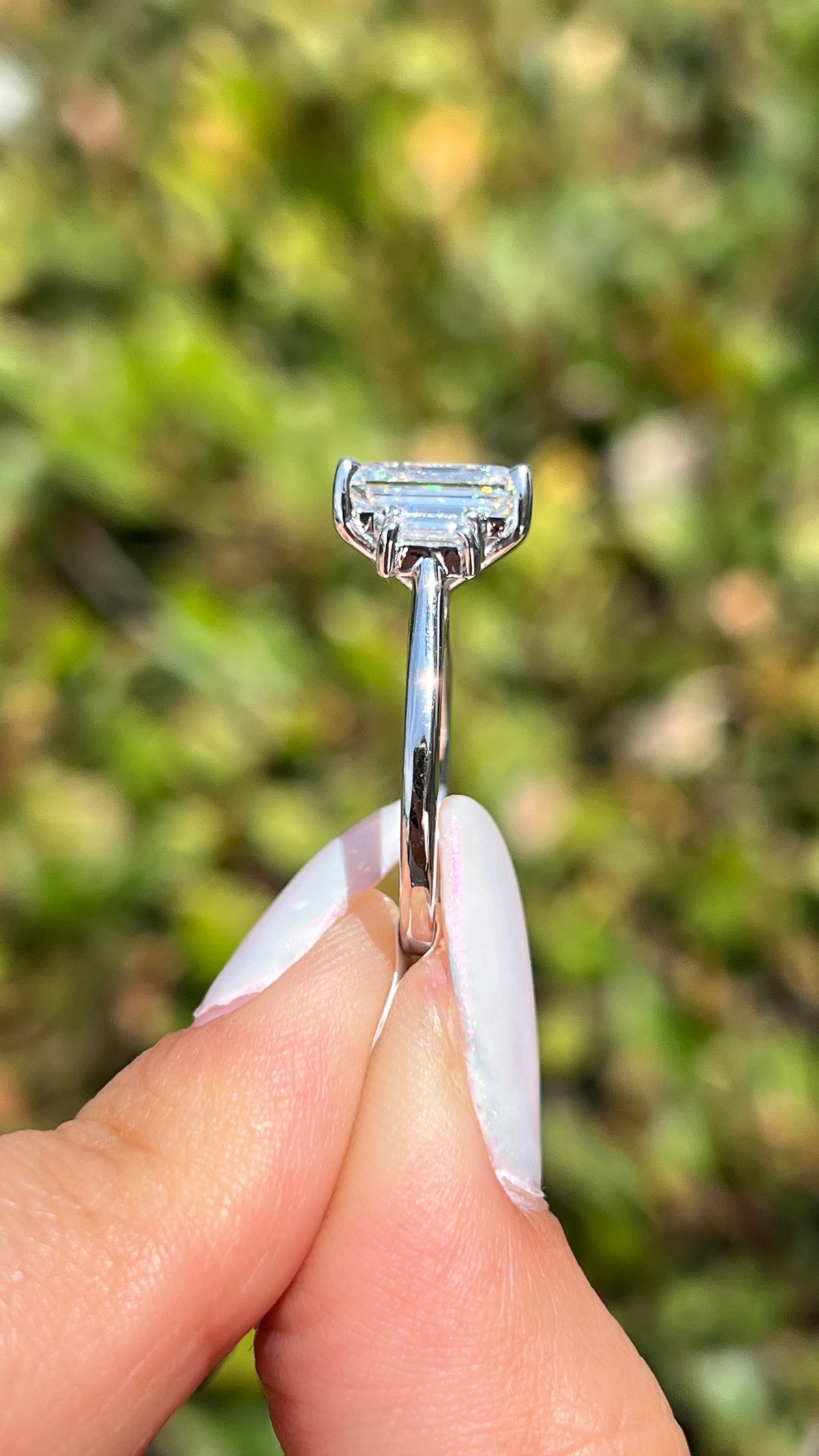 Amy 3.07ct E-VS1 Emerald Cut Lab Grown Diamond Engagement Ring 14K Gold