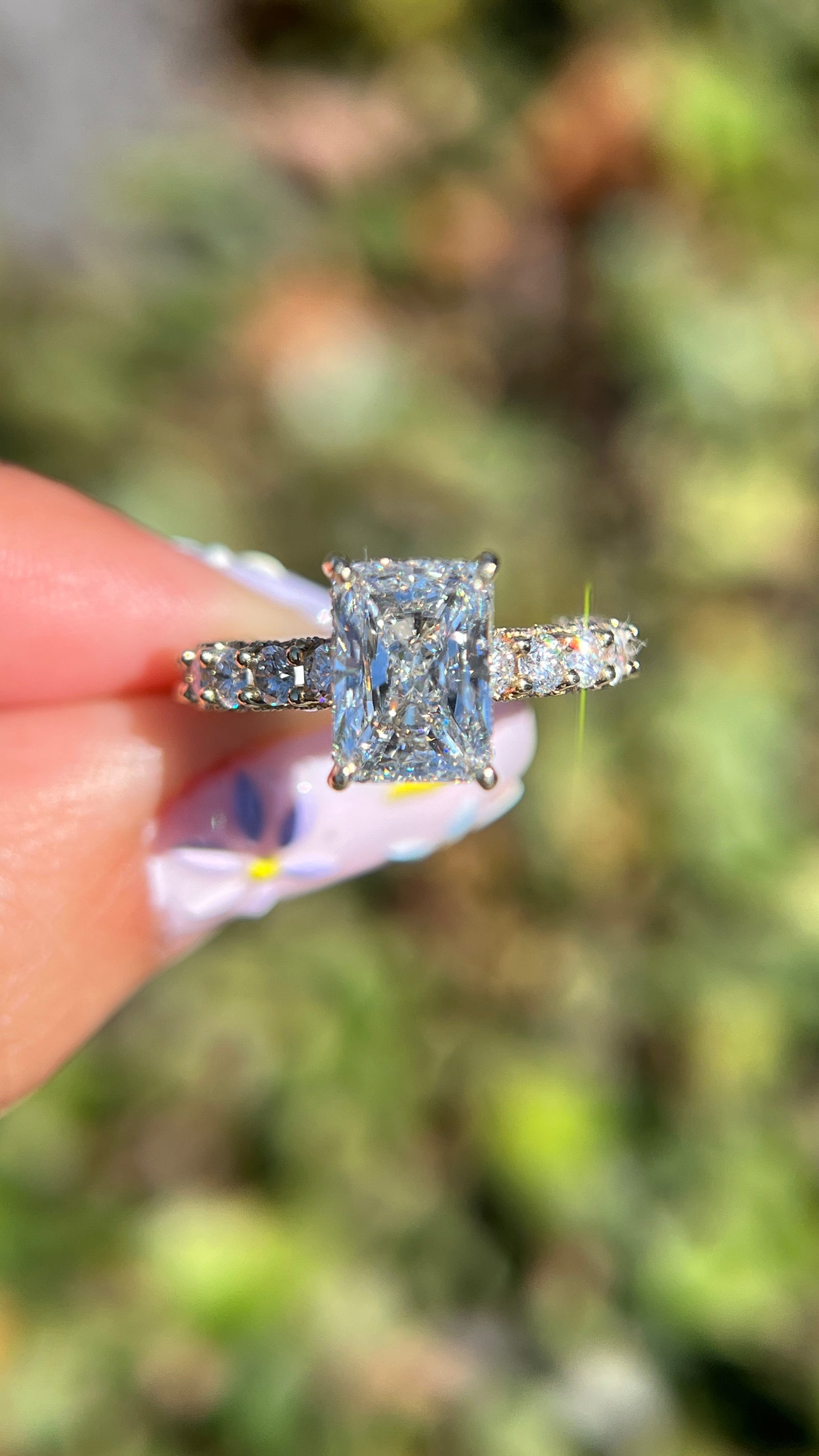 Christi 3.09ct E-VS1 Radiant Cut Lab Grown Diamond Engagement Ring 14K Gold