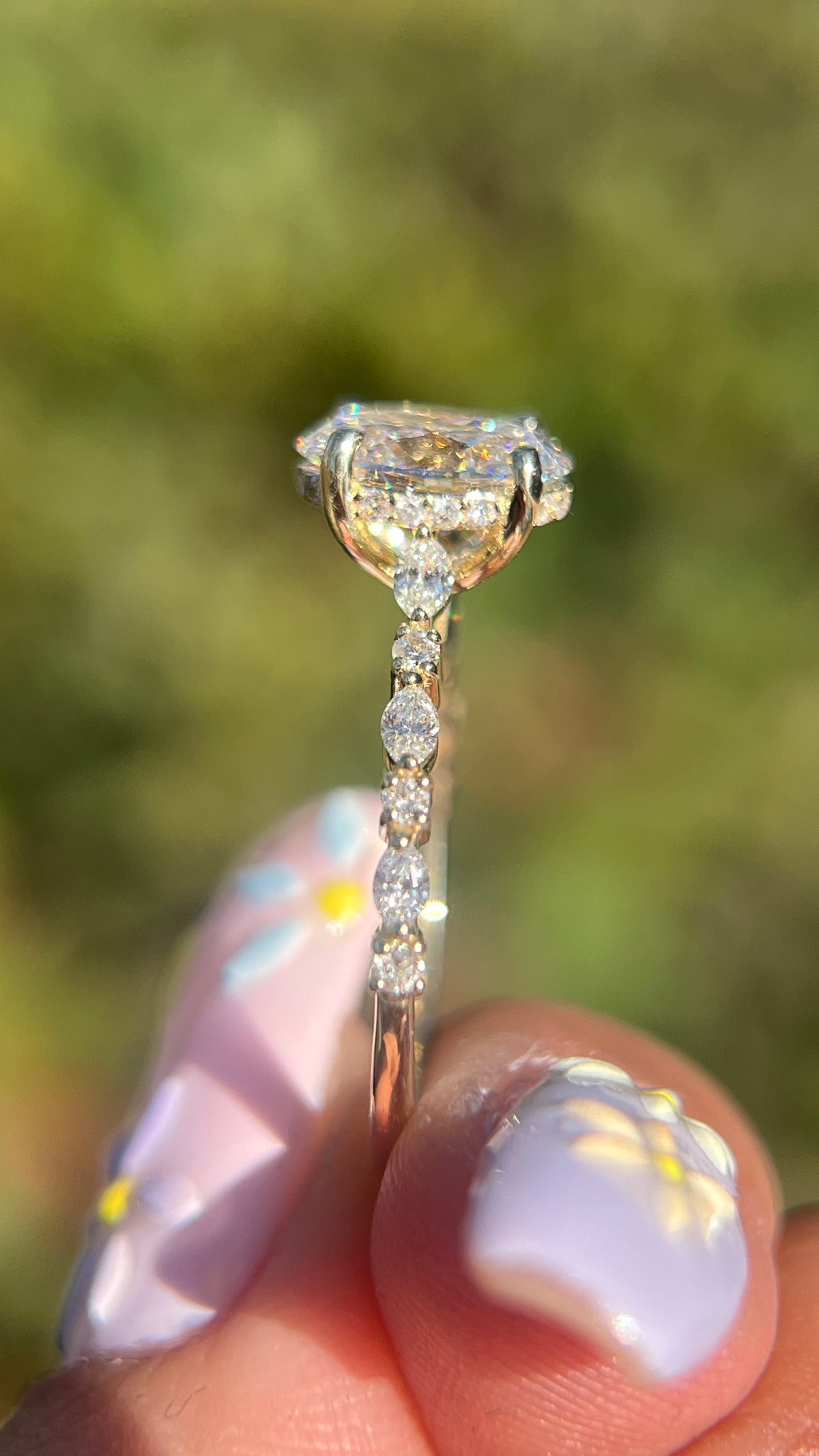 Mina 1.34ct F-VS1 Oval Cut Lab Grown Diamond Engagement Ring 14K Gold