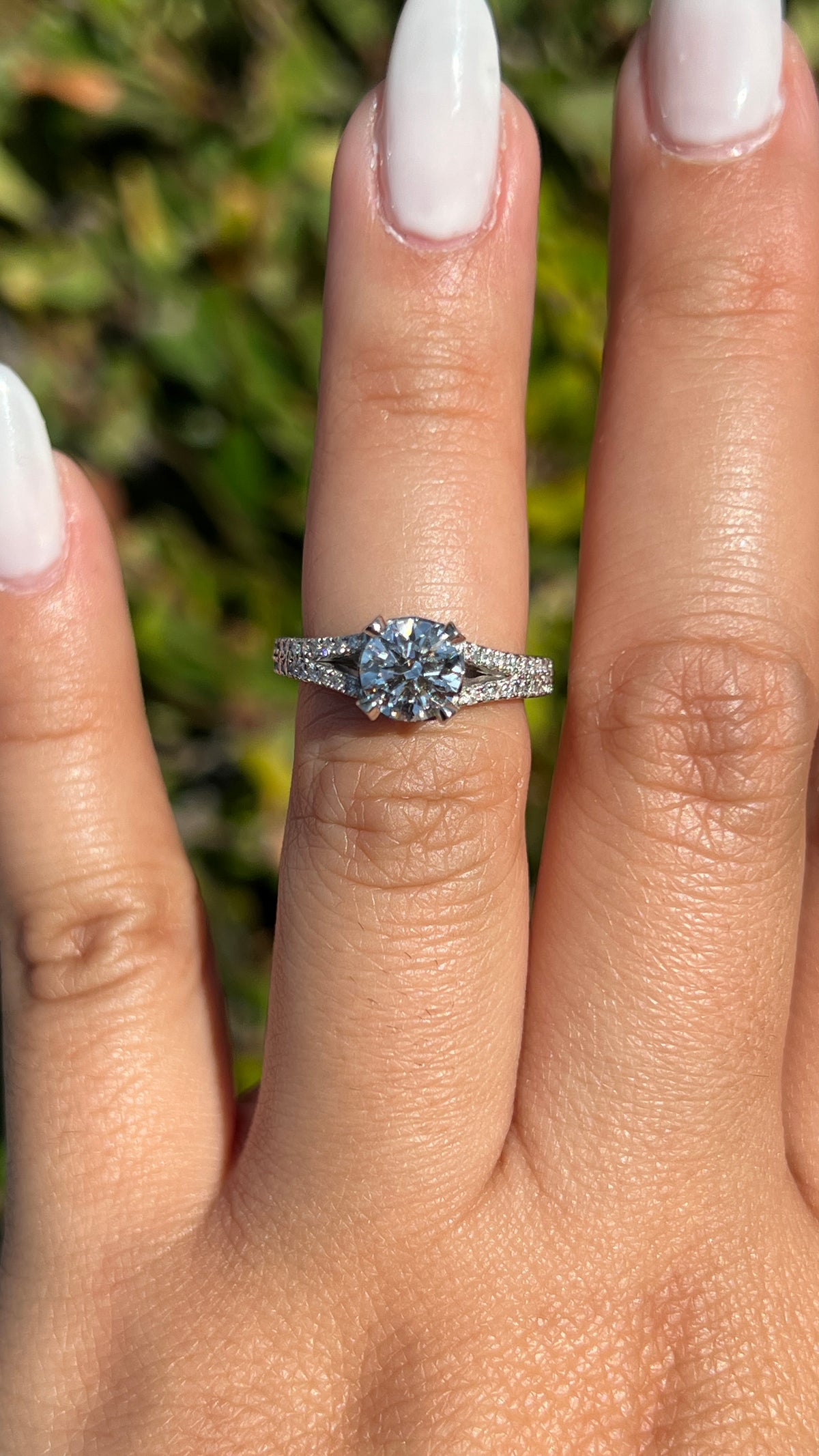 Erin 1.08ct E-VS1 Round Cut Lab Grown Diamond Engagement Ring 14K Gold