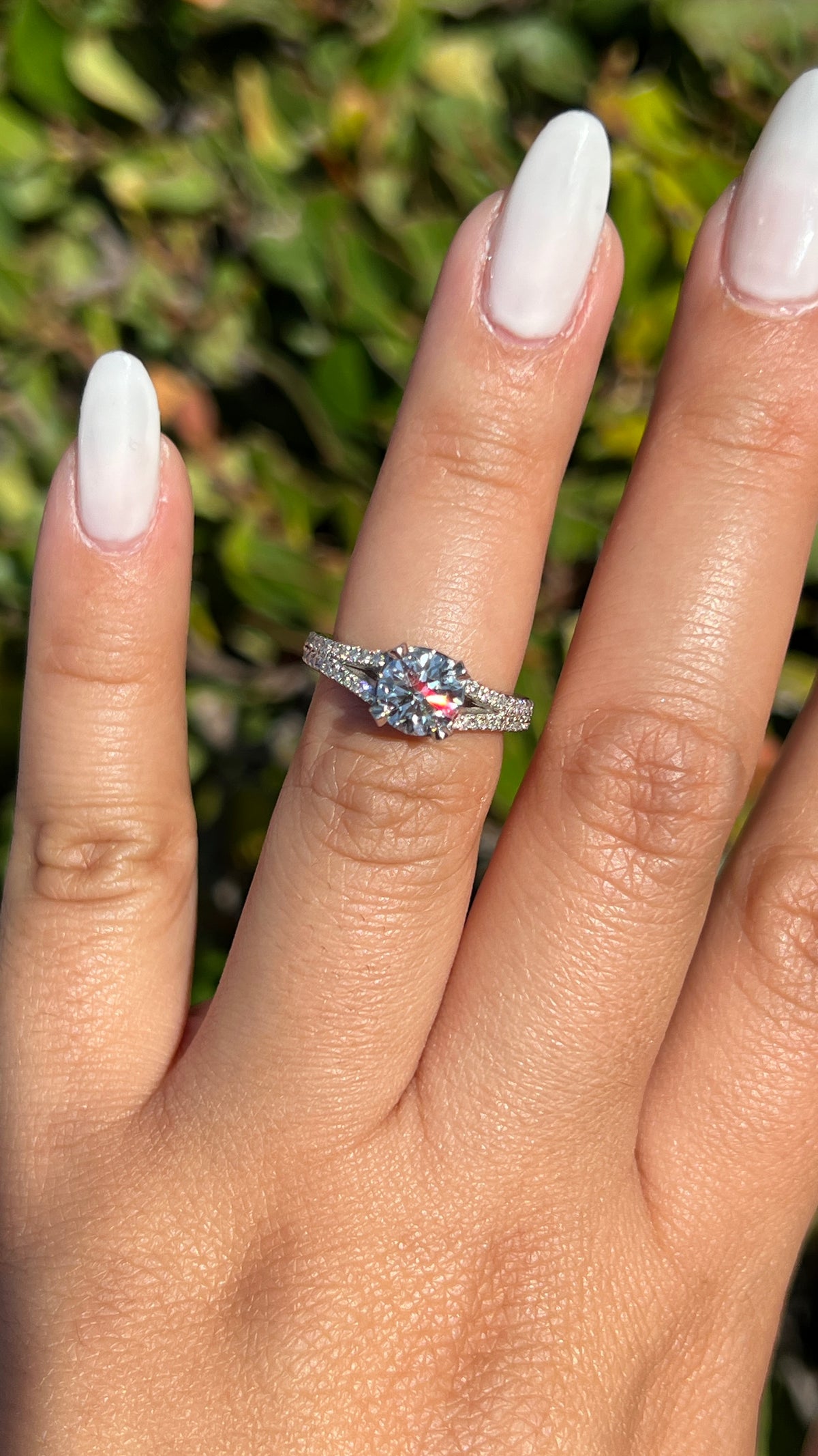 Erin 1.08ct E-VS1 Round Cut Lab Grown Diamond Engagement Ring 14K Gold