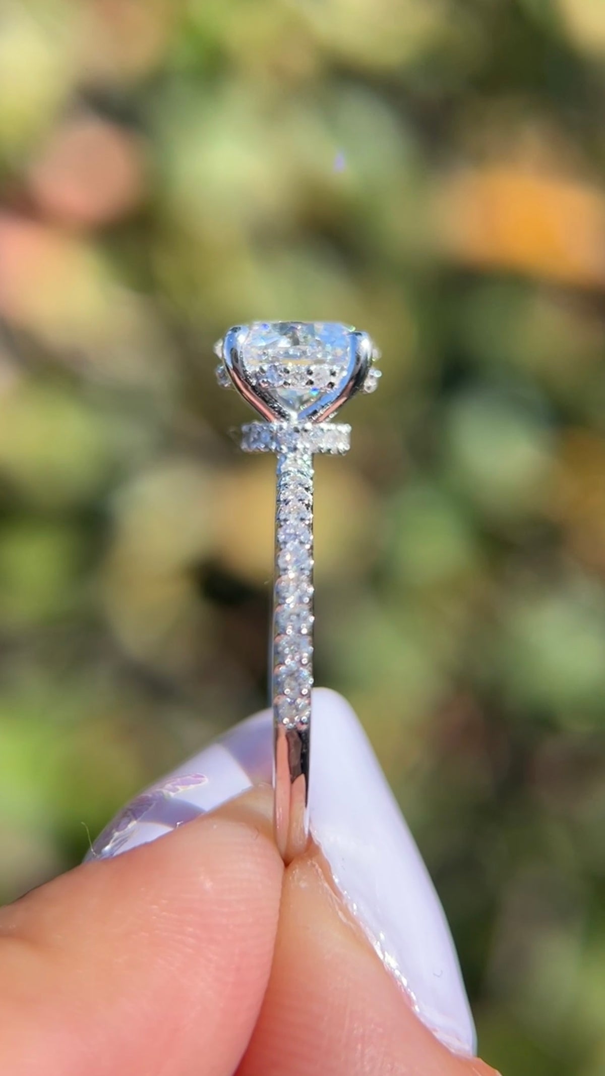 Cindy 2.02ct E-VS1 Round Cut Lab Grown Diamond Engagement Ring 14K Gold