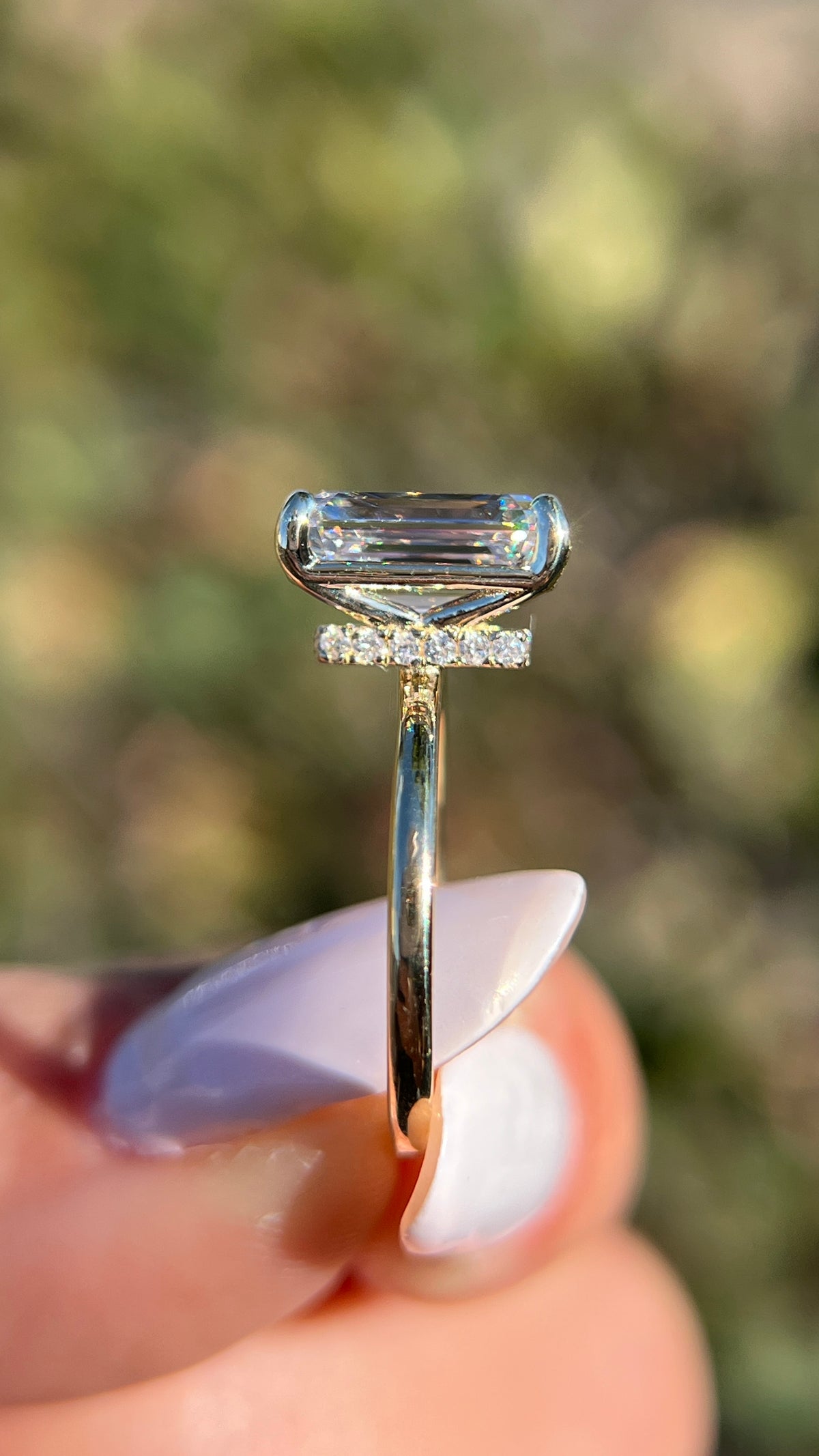 Sophi 3.76ct E-VS1 Emerald Cut Lab Grown Diamond Engagement Ring 14K Gold