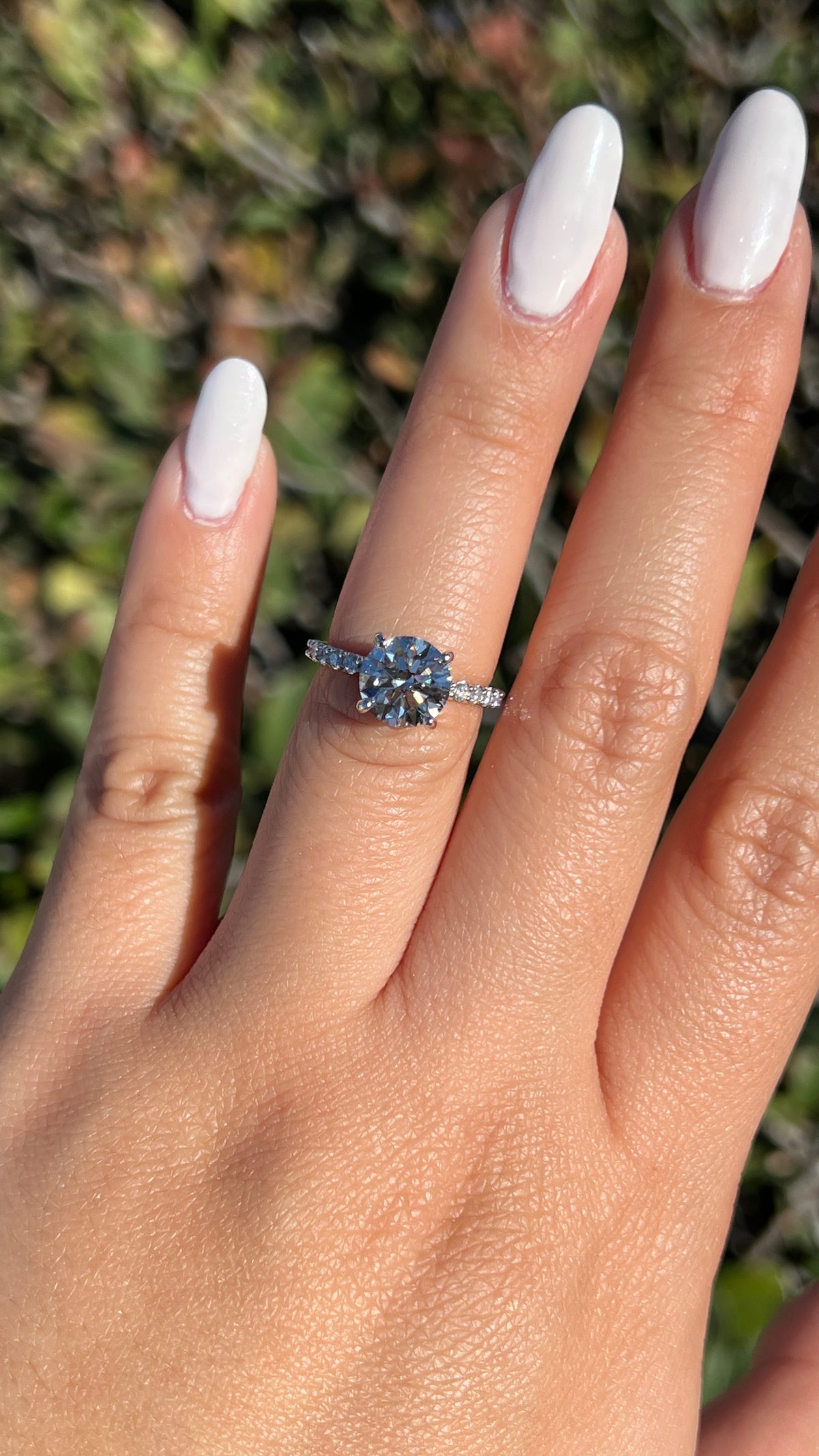 Cynthia 2.09ct E-VS1 Round Cut Lab Grown Diamond Engagement Ring 14K Gold