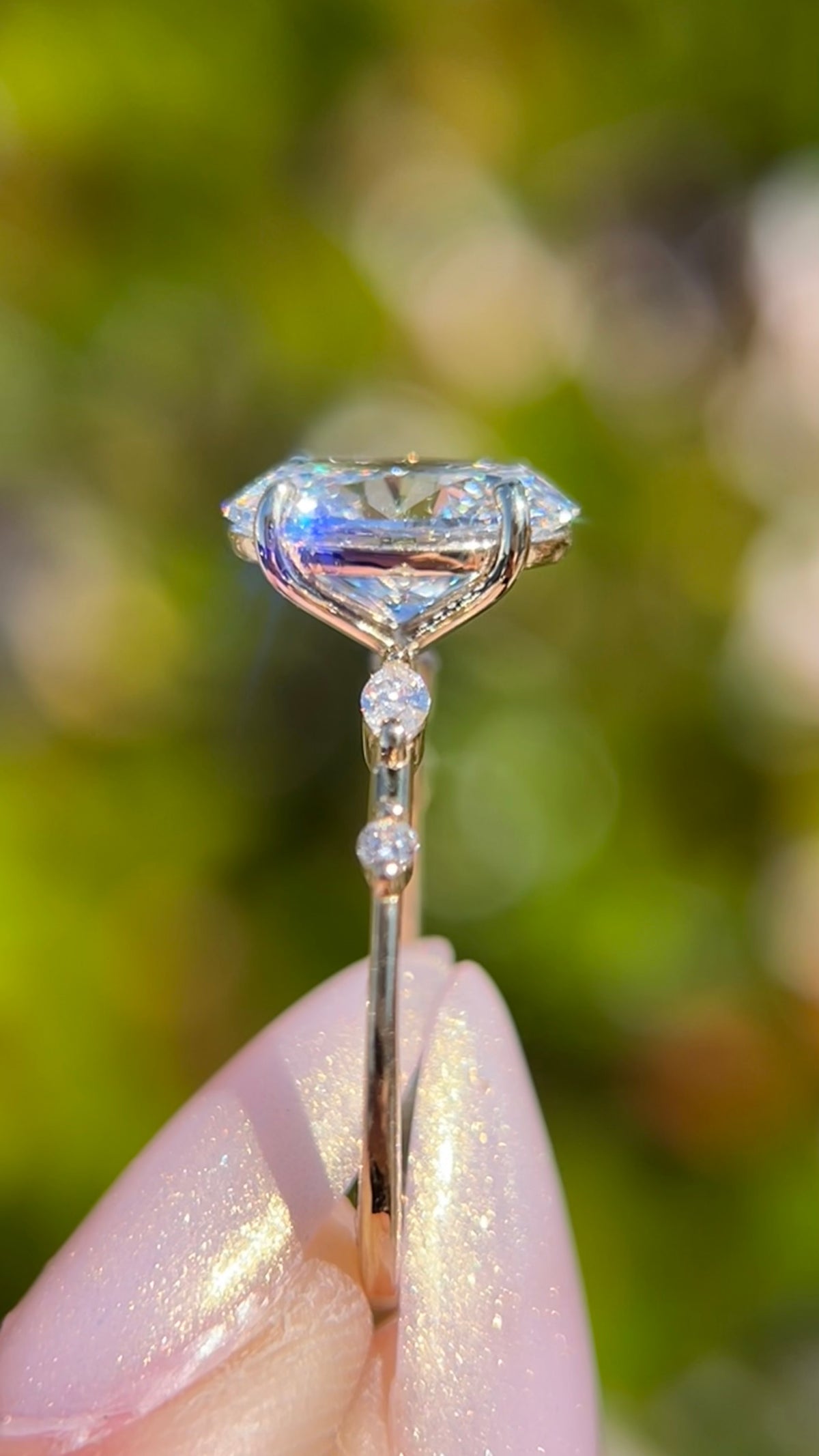 Maci 2.56ct E-VS1 Oval Cut Lab Grown Diamond Engagement Ring 14K Gold