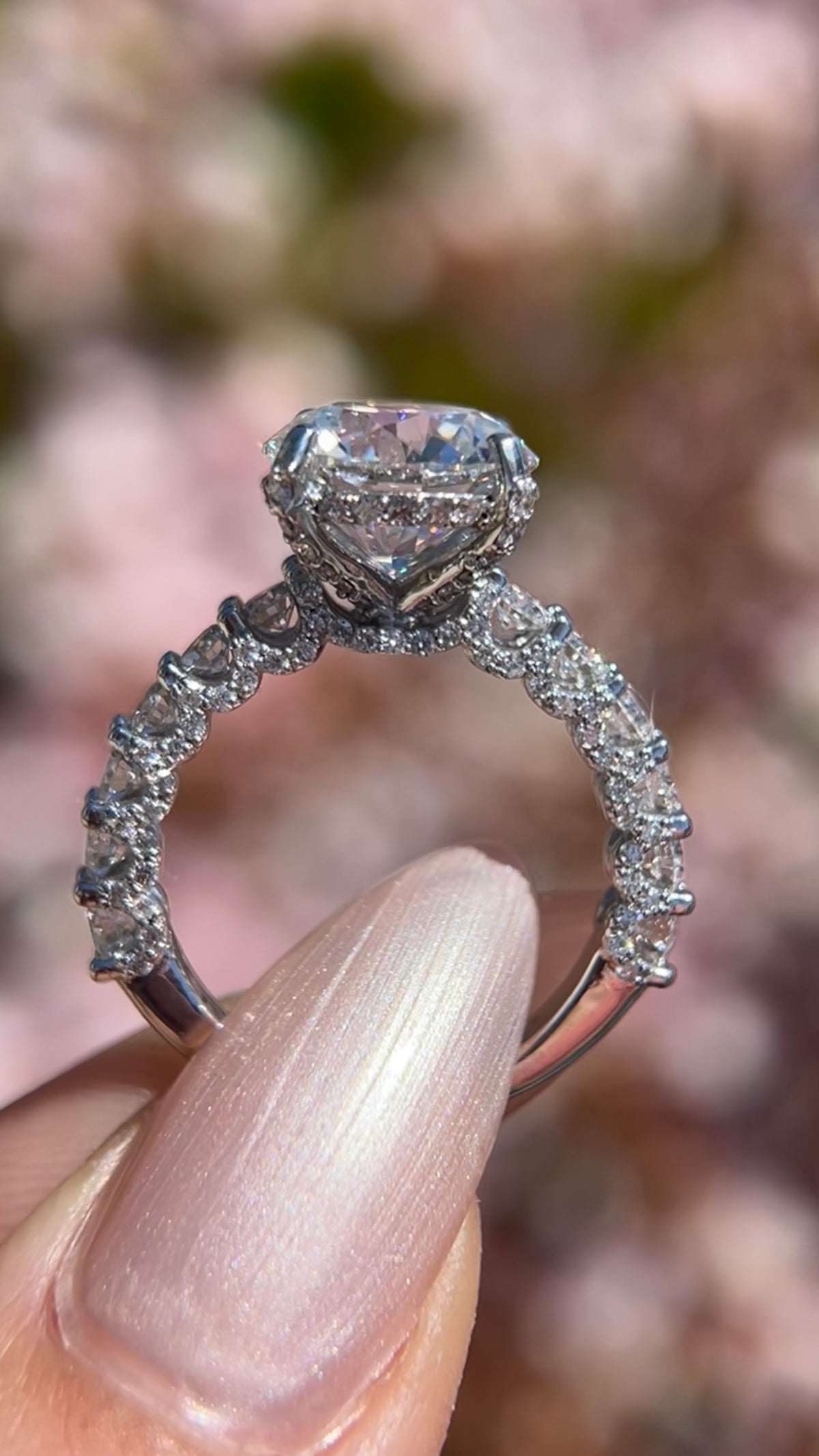 Christi 3.87ct E-VS1 Round Cut Lab Grown Diamond Engagement Ring 14K Gold