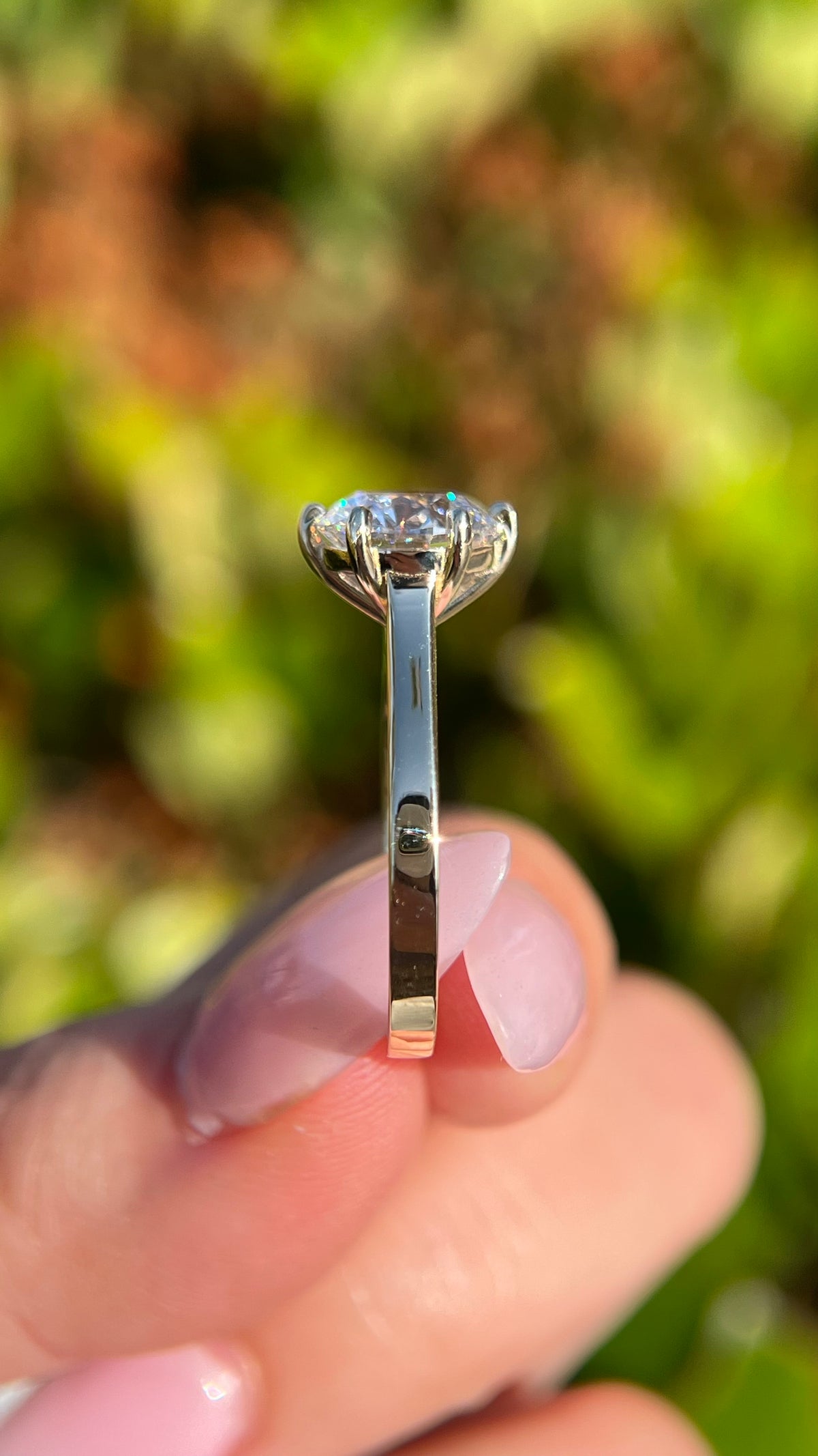 Ashlee 3.01ct E-VS1 Round Cut Lab Grown Diamond Engagement Ring 14K Gold