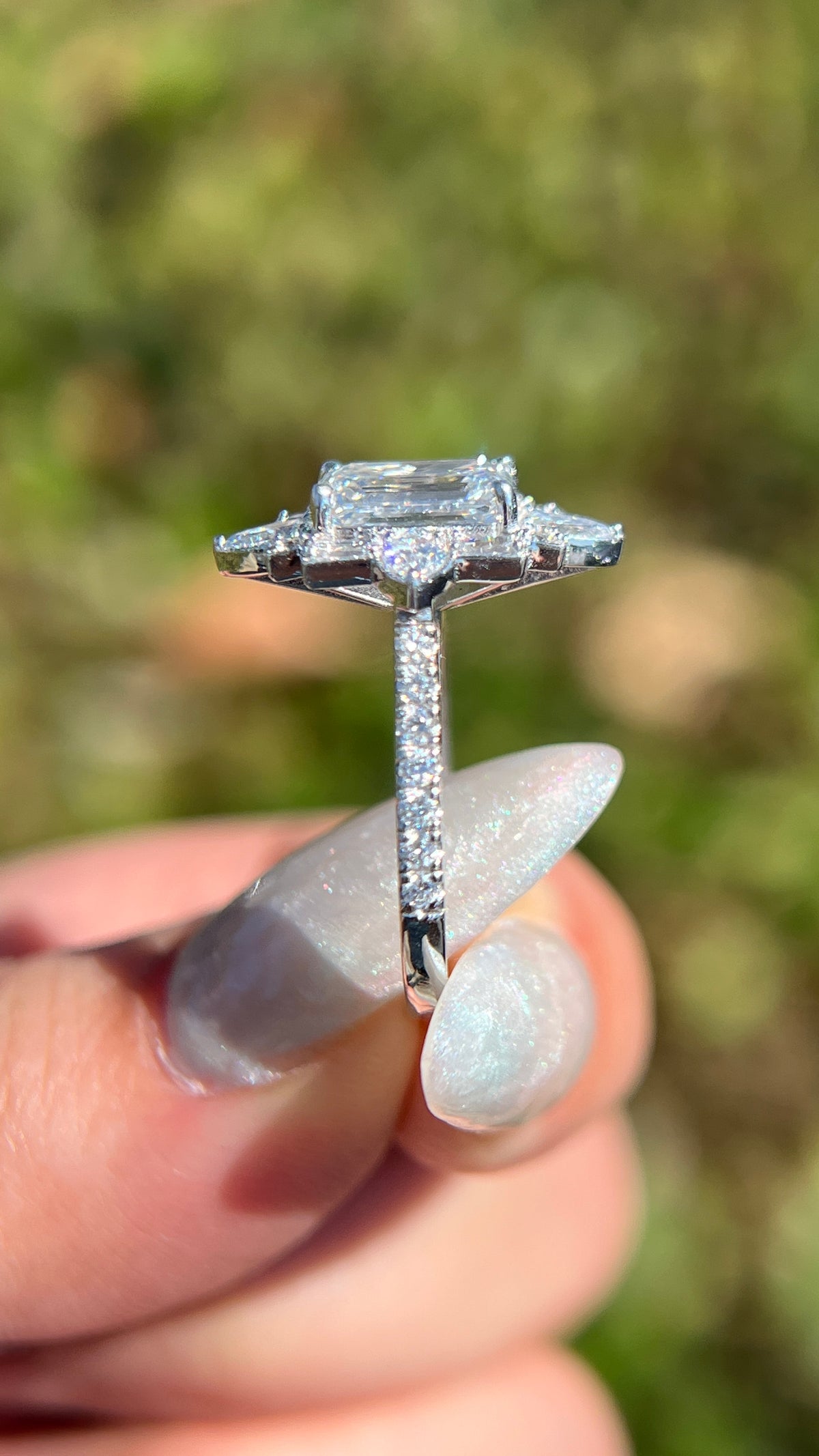 Evelyn 2.41ct E-VS1 Emerald Cut Lab Grown Diamond Engagement Ring 14K Gold