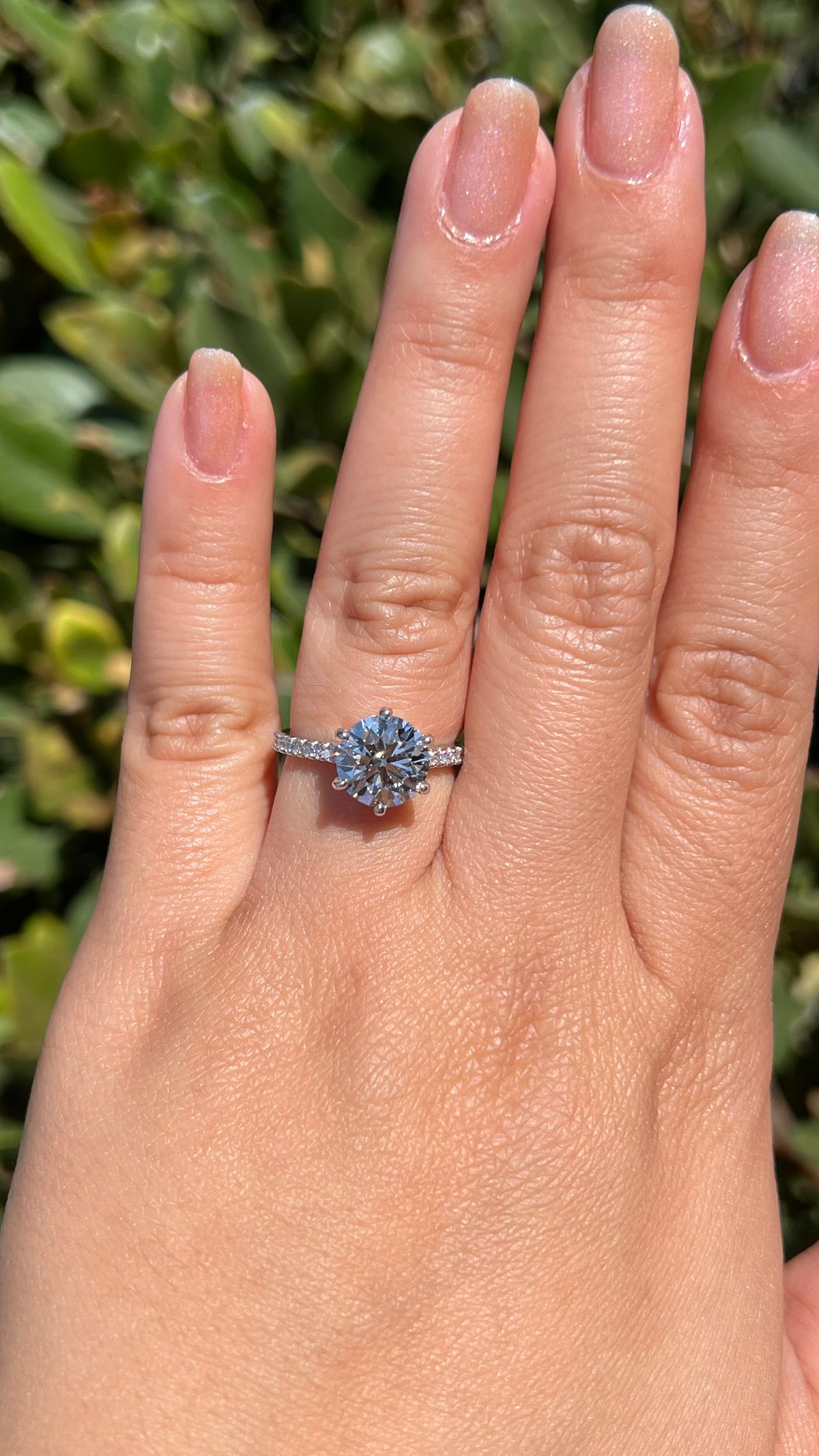 Jodi 2.51ct E-VS1 Round Cut Lab Grown Diamond Engagement Ring 14K Gold