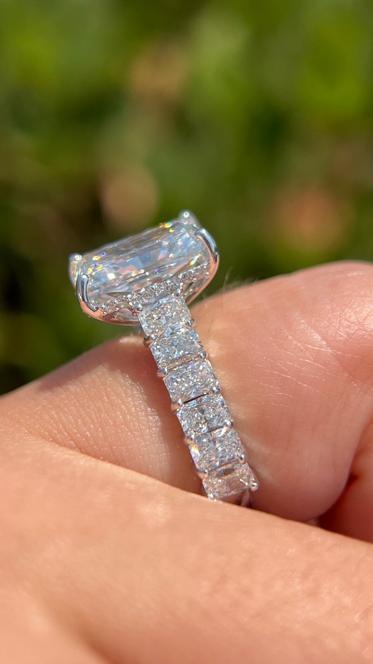 LG295 Remi 4.74ct E-VS1 Radiant Cut Lab Grown Diamond Engagement Ring 14K Gold