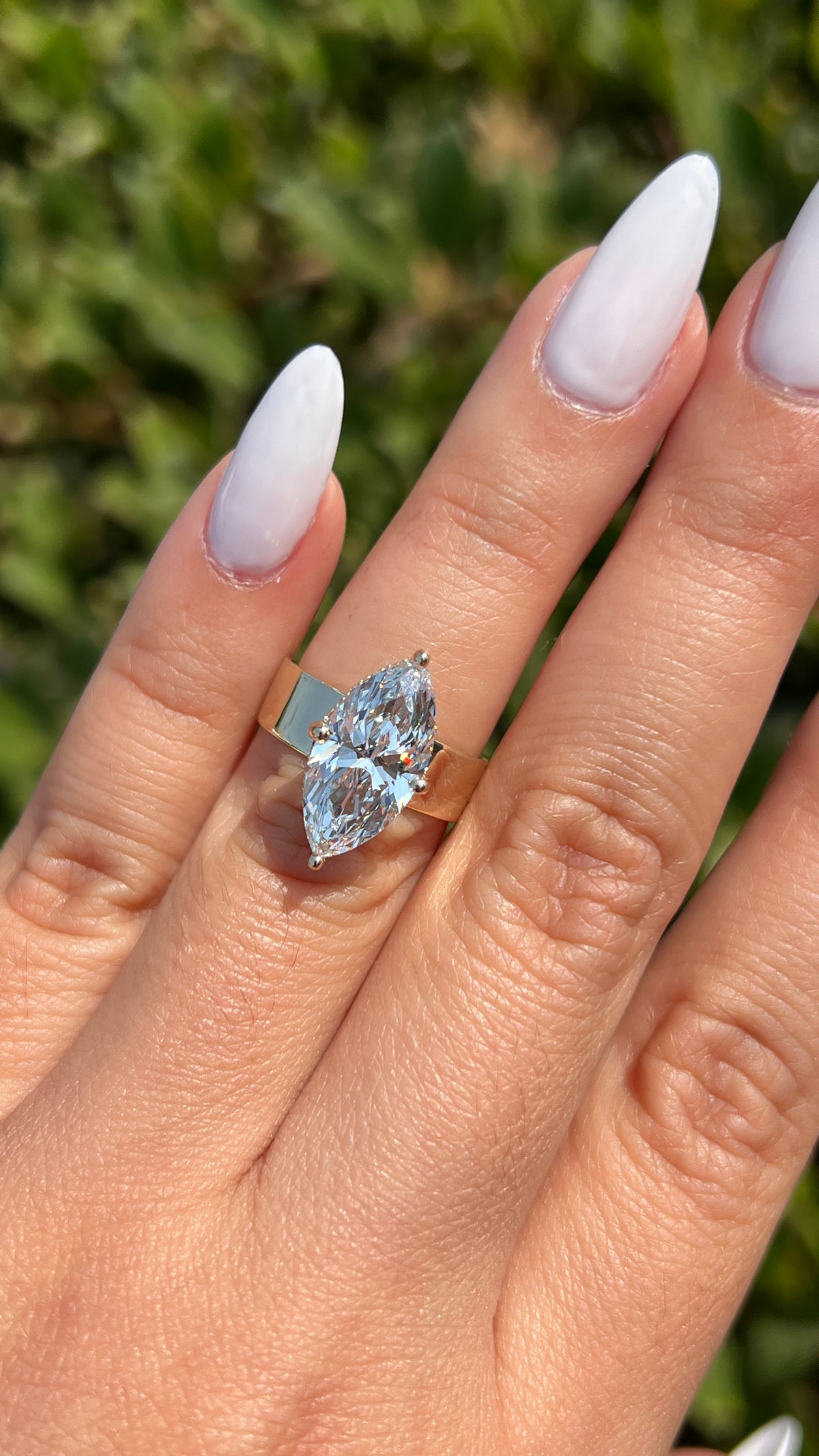 LG294 Andrea 3.54ct E-VVS2 Marquise Cut Lab Grown Diamond Engagement Ring 14K Gold