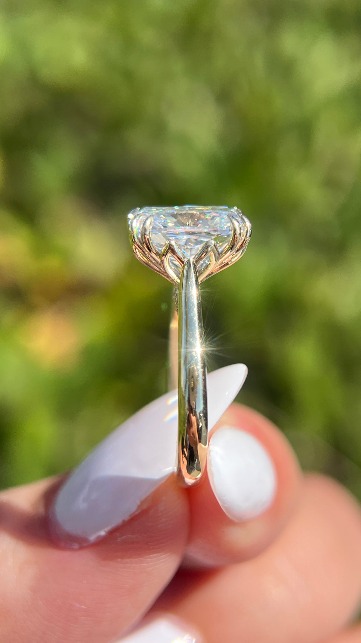 Anya 4.10ct E-VS1 Cushion Cut Lab Grown Diamond Engagement Ring 14K Gold