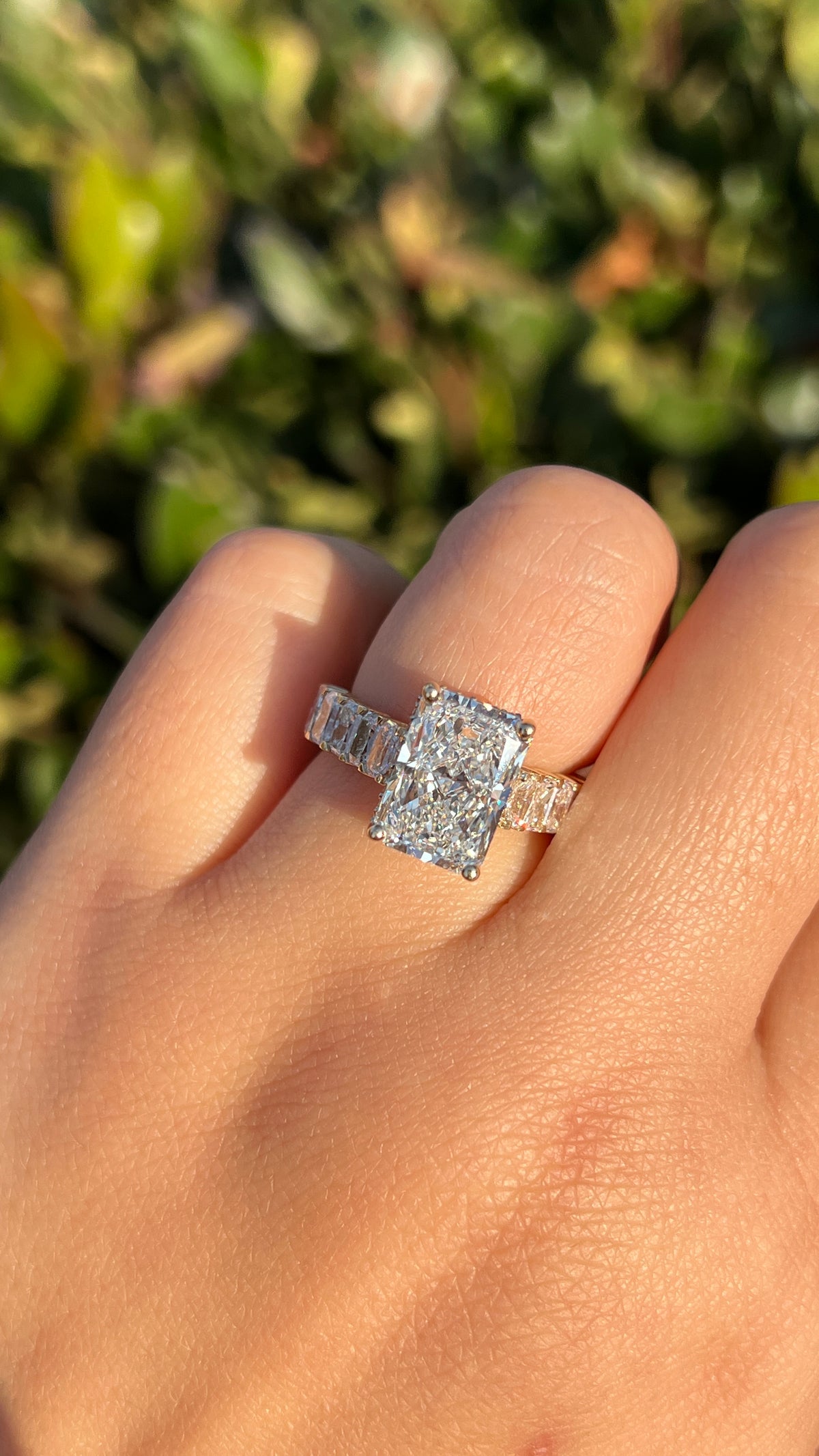 Remi 4.09ct E-VS1 Radiant Cut Lab Grown Diamond Engagement Ring 14K Gold