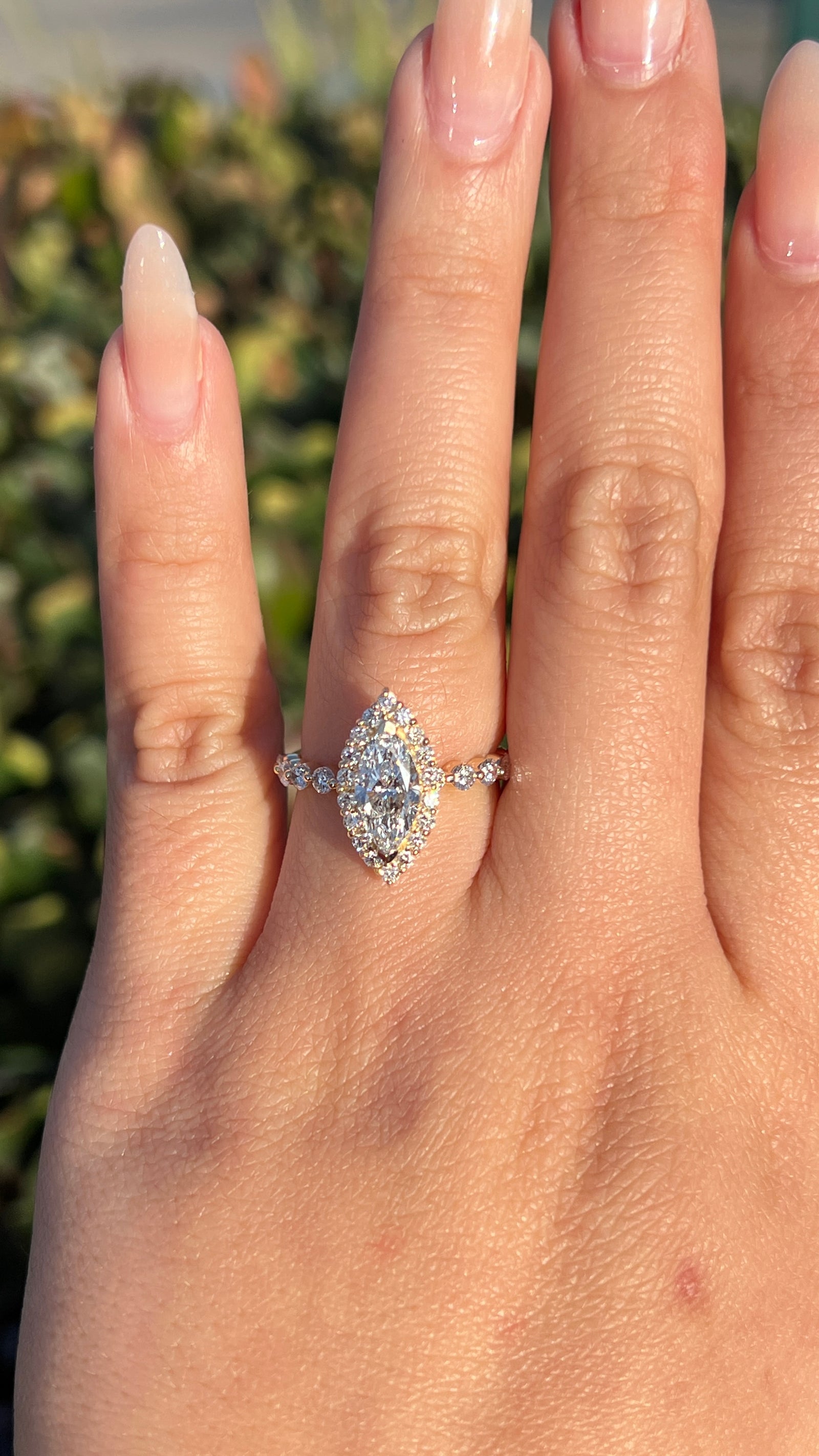 Isa 1.04ct E-VS1 Marquise Cut Lab Grown Diamond Engagement Ring 14K Gold