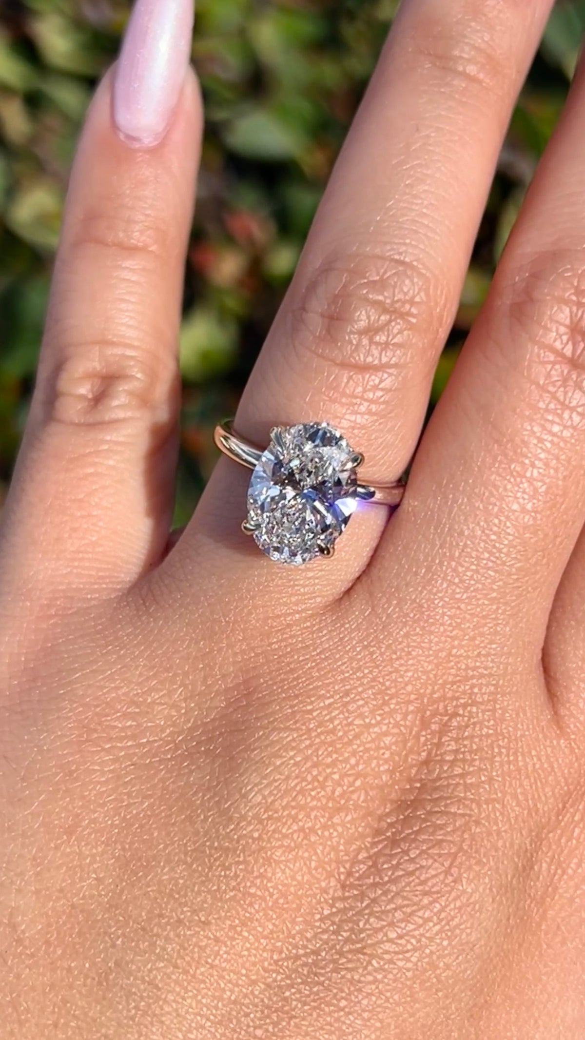 Sandy 5.03ct F-VS1 Oval Cut Lab Grown Diamond Engagement Ring 14K Gold