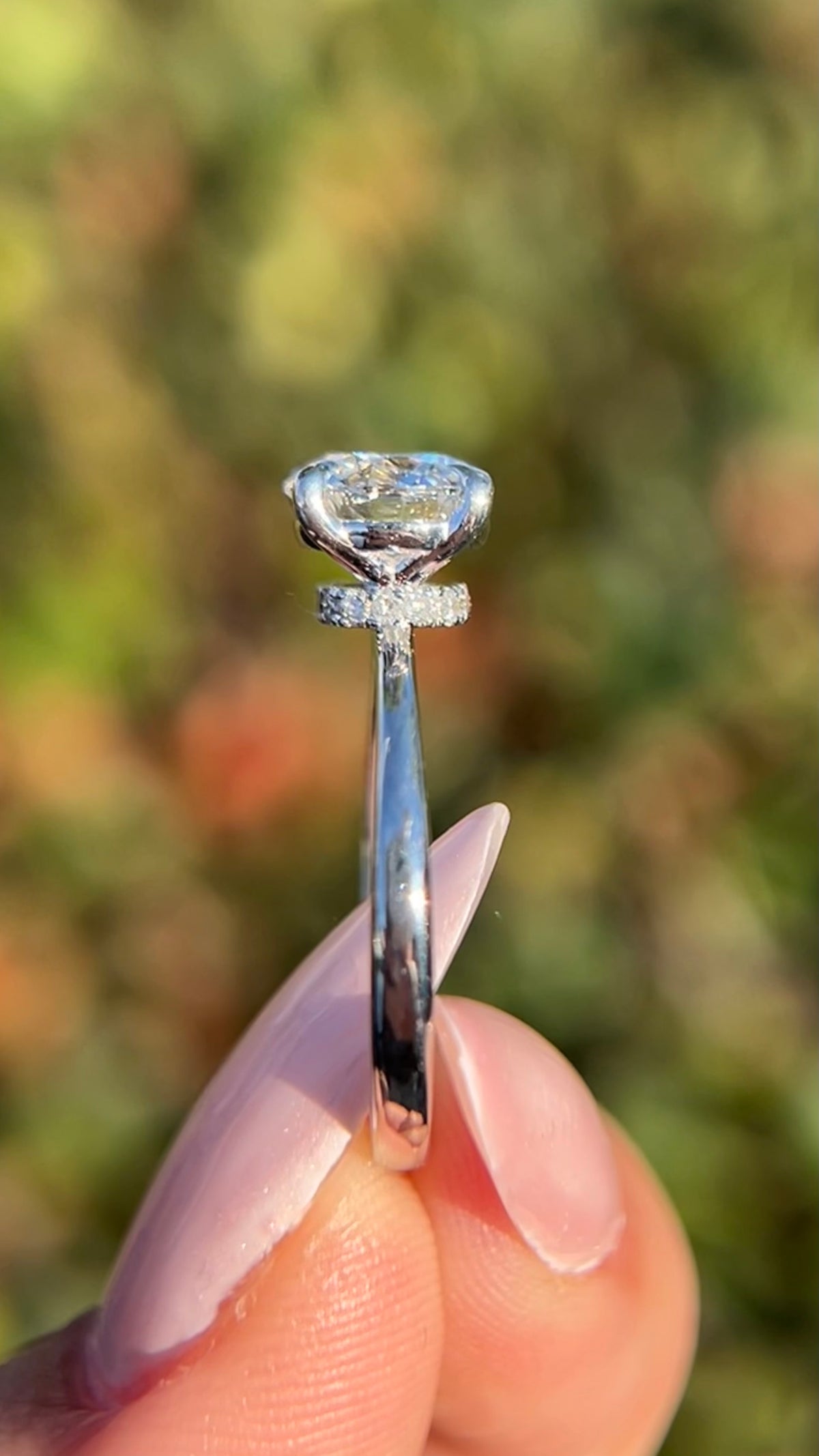 Sophi Tapered 1.58ct E-VS1 Round Cut Lab Grown Diamond Engagement Ring 14K Gold