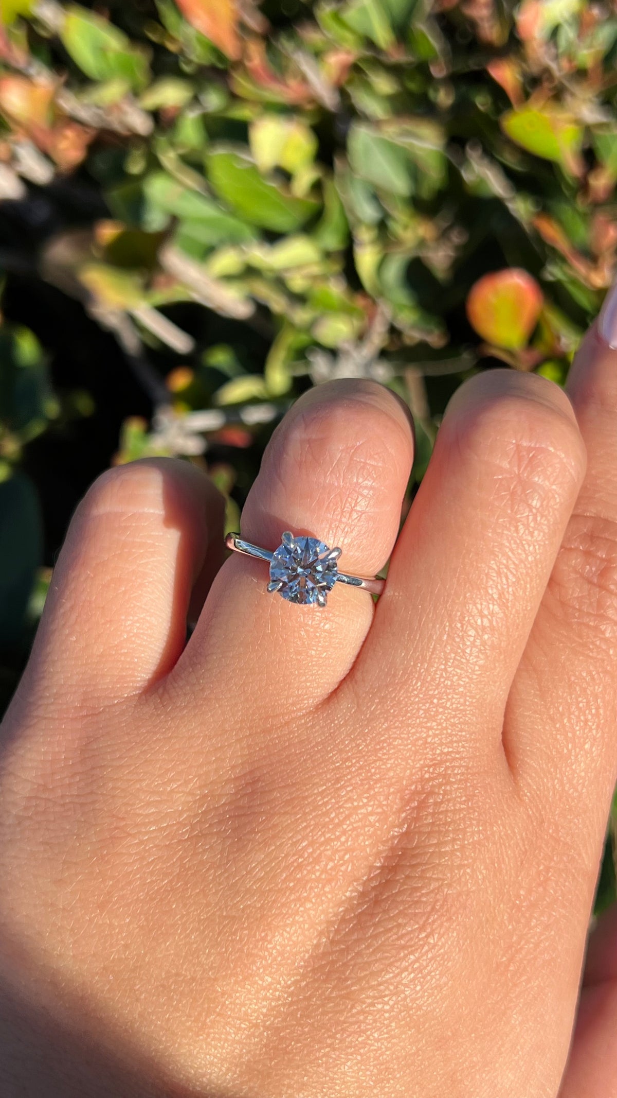 Sophi Tapered 1.58ct E-VS1 Round Cut Lab Grown Diamond Engagement Ring 14K Gold