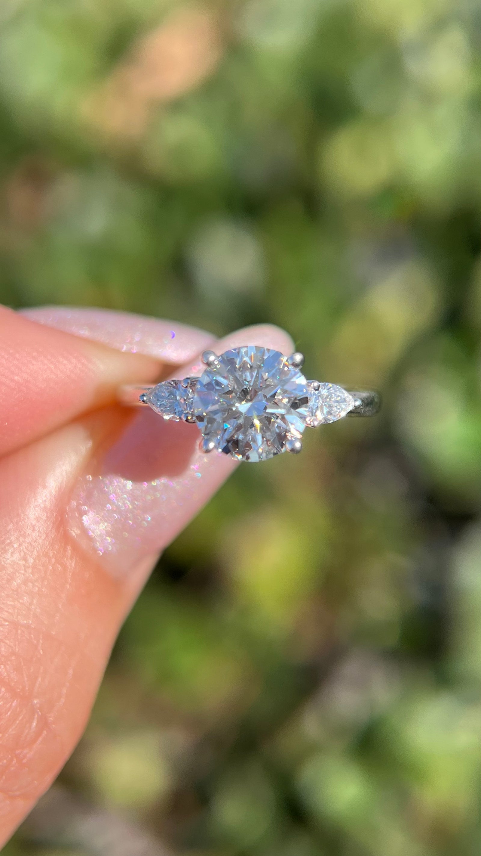 Polly 1.58ct E-VS1 Round Cut Lab Grown Diamond Engagement Ring 14K Gold