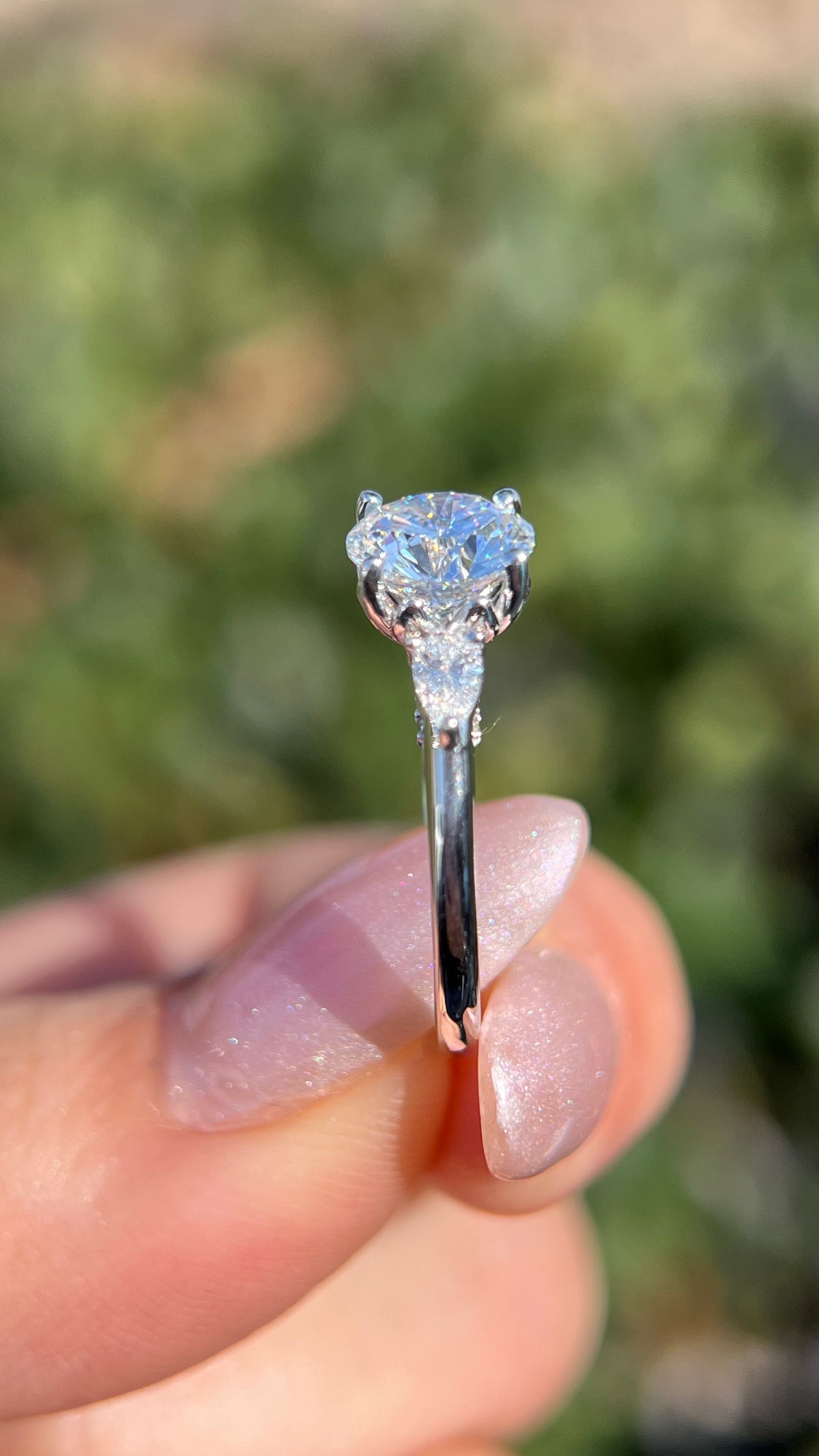 Polly 1.58ct E-VS1 Round Cut Lab Grown Diamond Engagement Ring 14K Gold