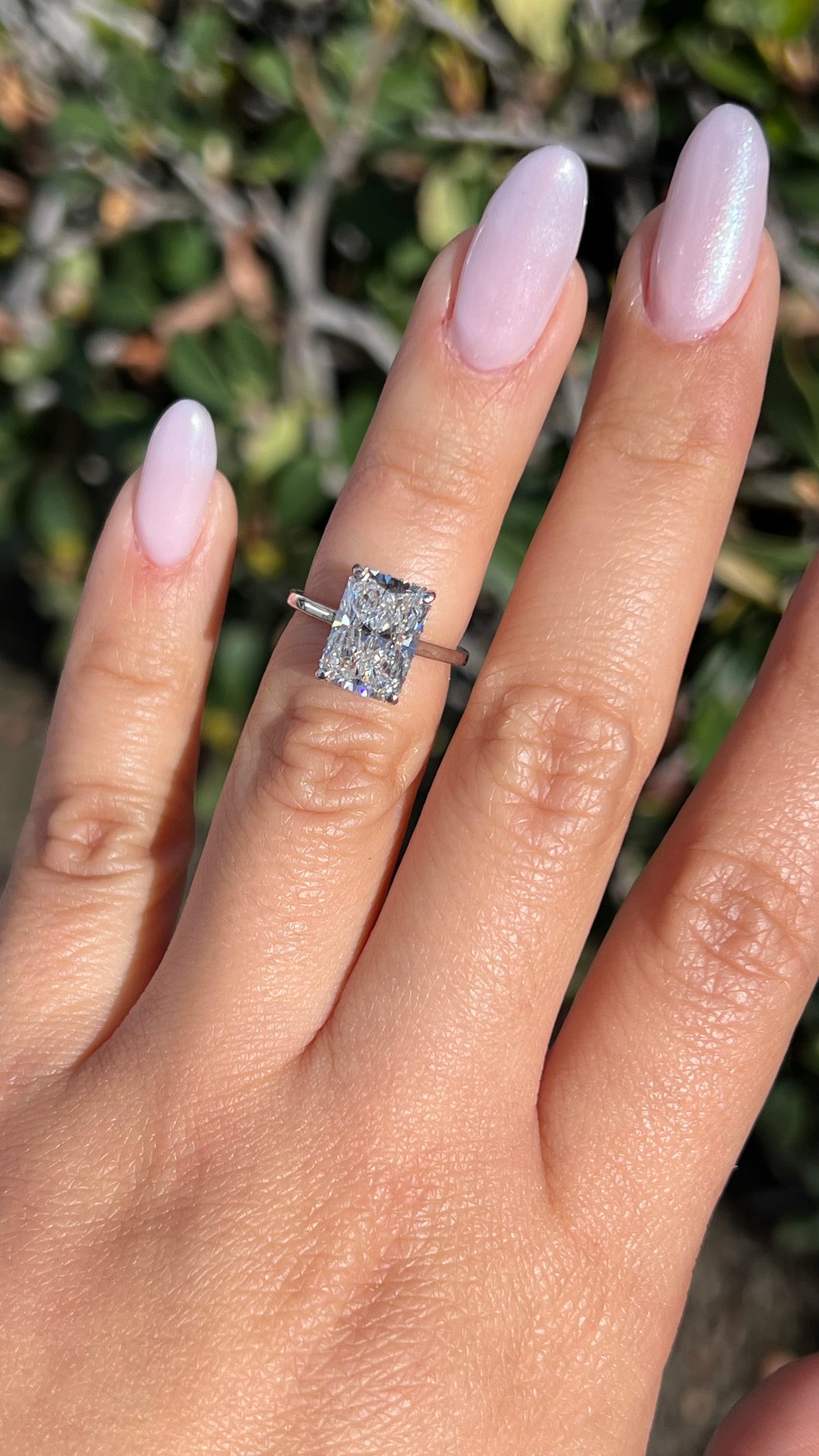 Ava 3.01ct F-VS1 Radiant Cut Lab Grown Diamond Engagement Ring 14K Gold