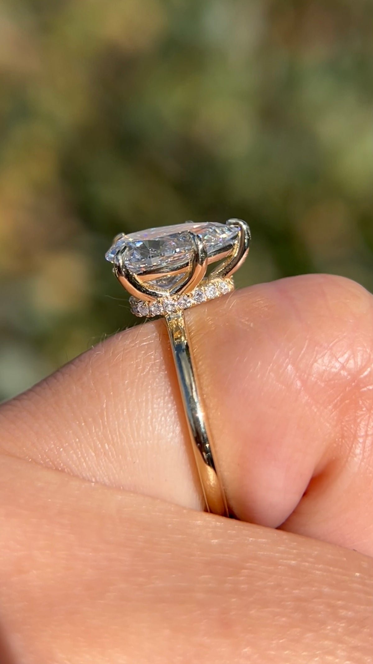 Sophi 2.07ct F-VS1 Pear Cut Lab Grown Diamond Engagement Ring 14K Gold