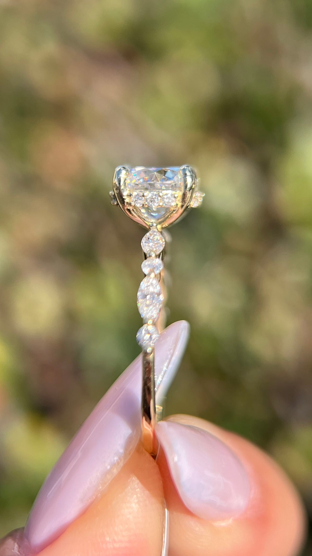 Myra 1.80ct E-VS1 Round Cut Lab Grown Diamond Engagement Ring 14K Gold