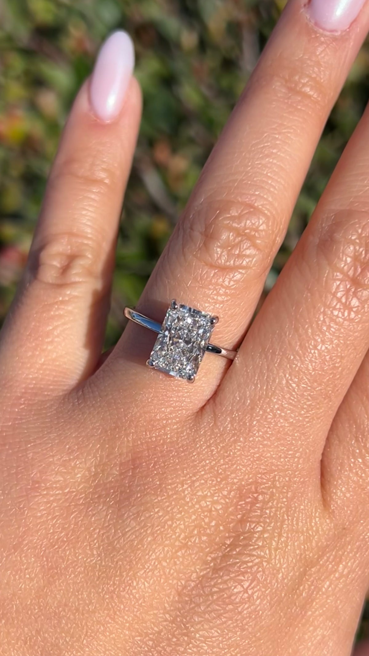 Sophi 3.01ct F-VS1 Radiant Cut Lab Grown Diamond Engagement Ring 14K Gold