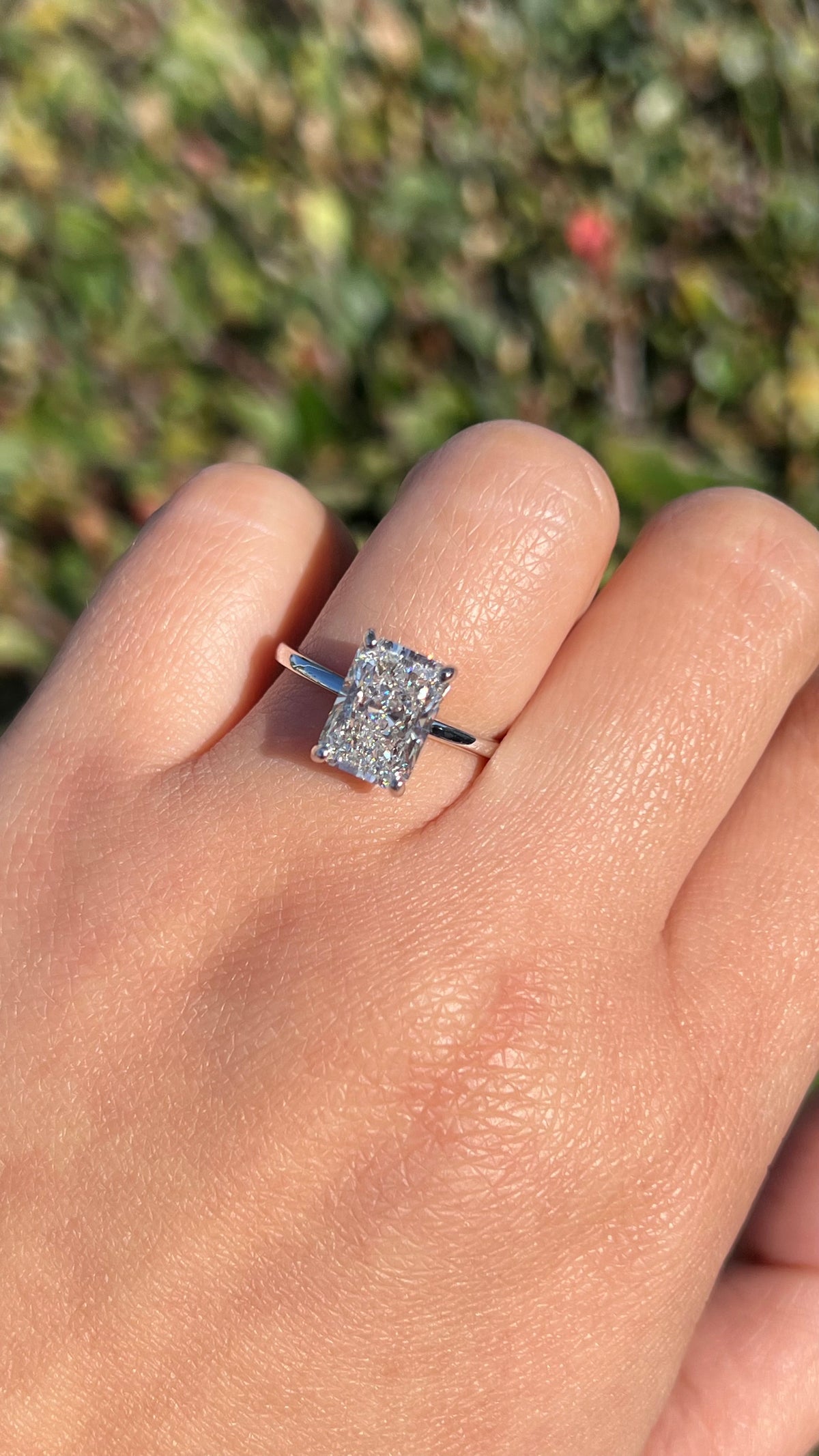 Sophi 3.01ct F-VS1 Radiant Cut Lab Grown Diamond Engagement Ring 14K Gold