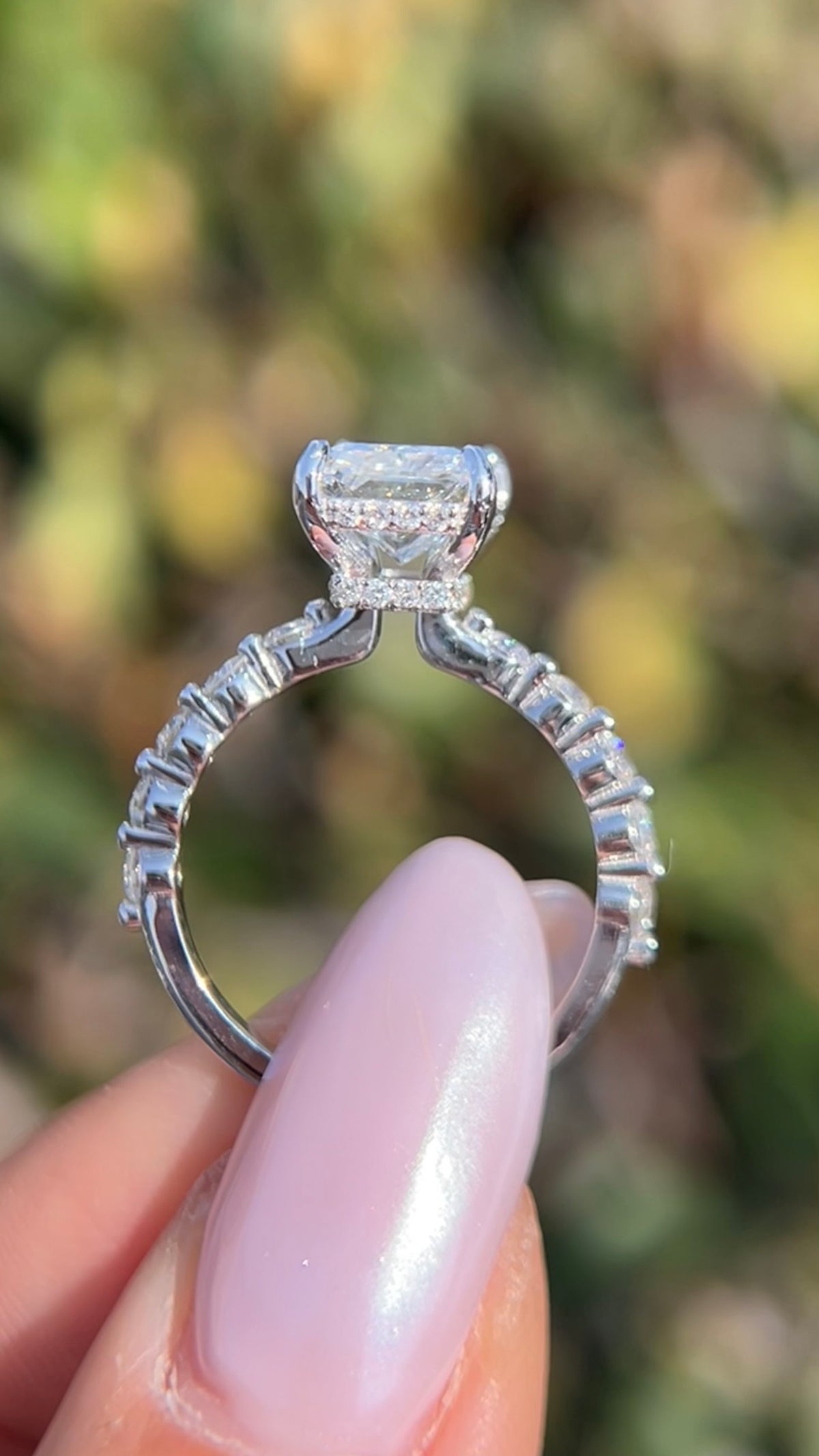 Imani 2.92ct F-VS1 Radiant Cut Lab Grown Diamond Engagement Ring 14K Gold