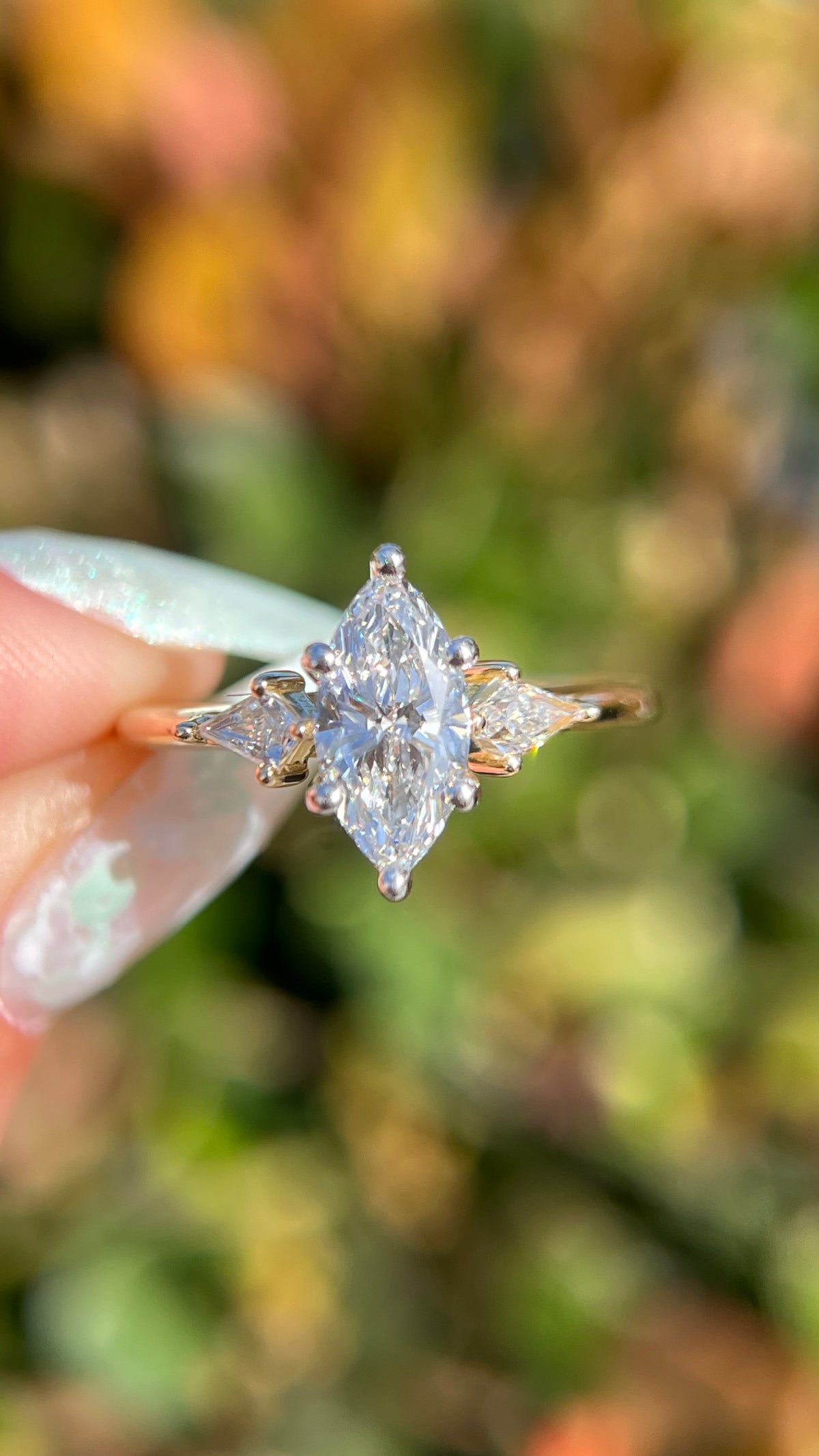 Kia 1.58ct E-VS1 Marquise Cut Lab Grown Diamond Engagement Ring 14K Gold