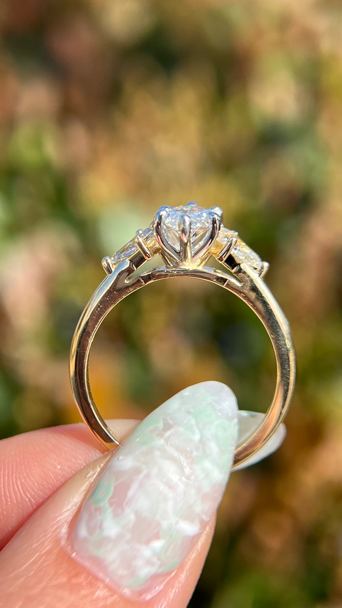 Kia 1.58ct E-VS1 Marquise Cut Lab Grown Diamond Engagement Ring 14K Gold