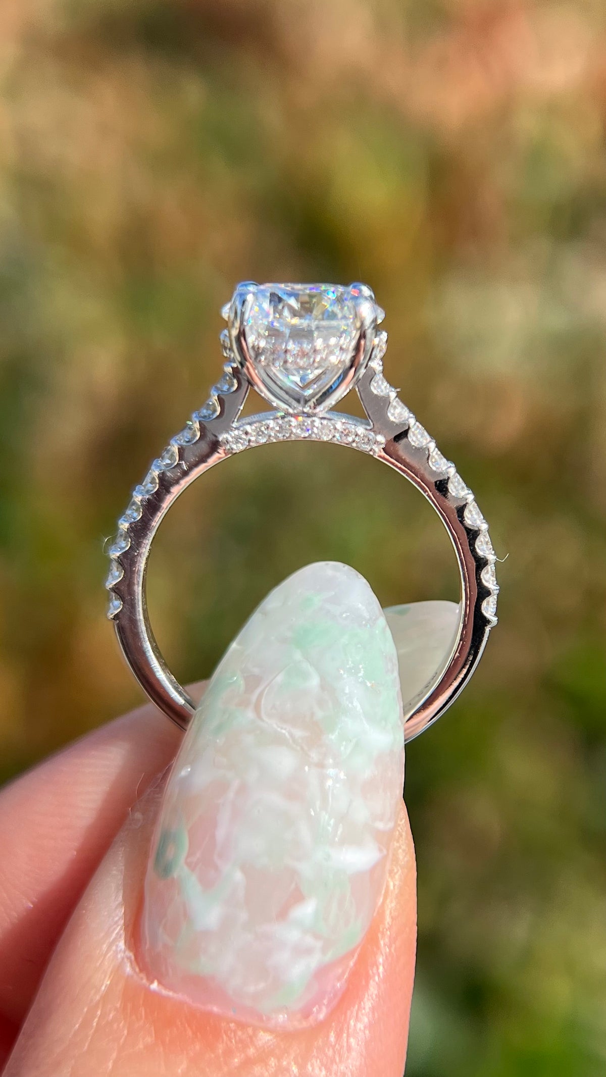 Jodi 2.01ct E-VS1 Round Cut Lab Grown Diamond Engagement Ring 14K Gold