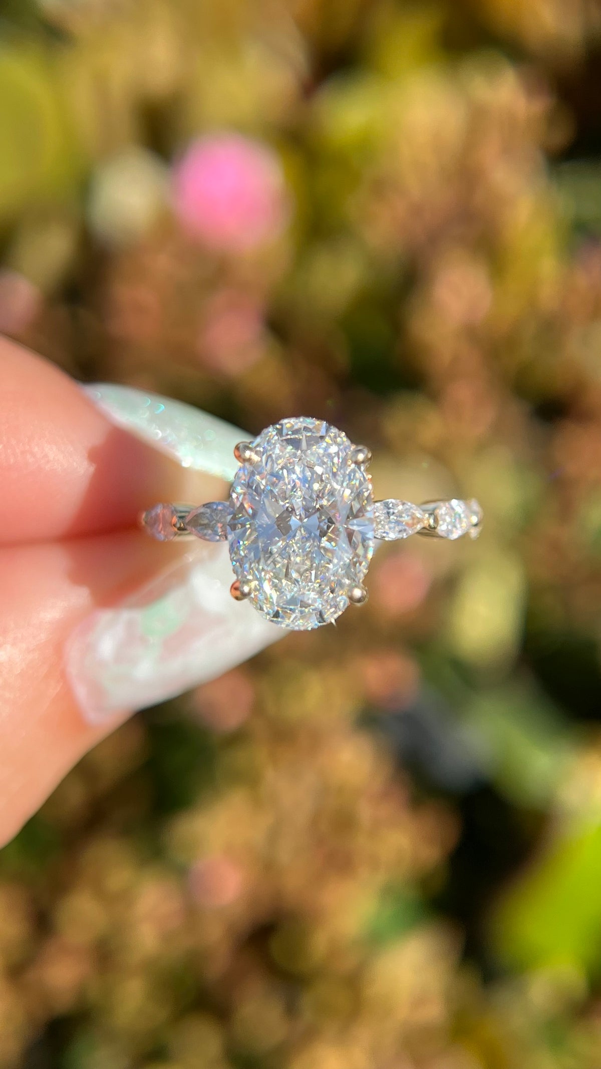 Mandy 3.59ct E-VS1 Oval Cut Lab Grown Diamond Engagement Ring 14K Gold