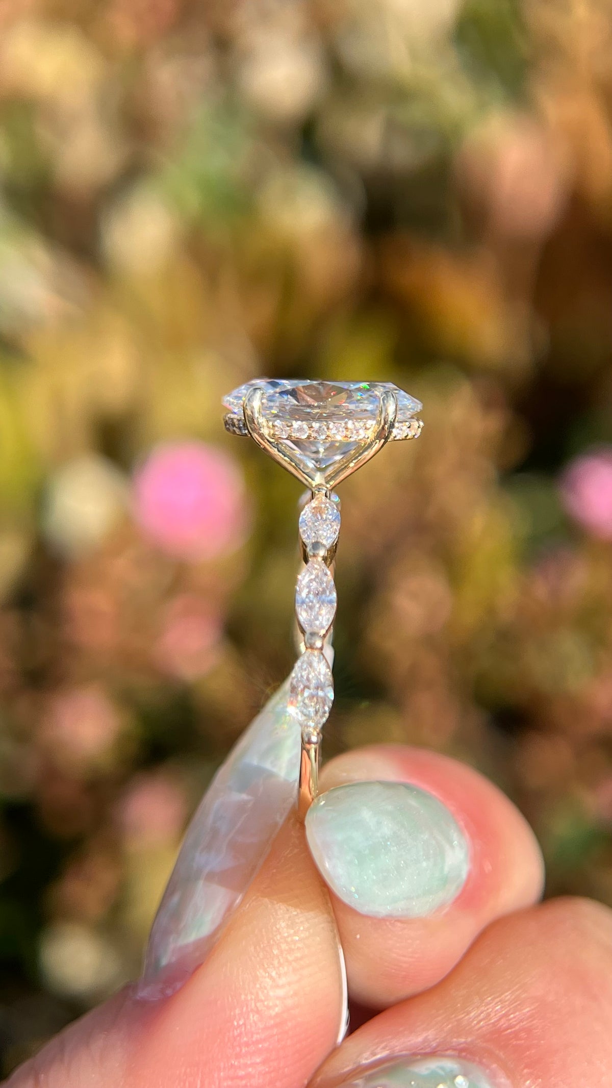 Mandy 3.59ct E-VS1 Oval Cut Lab Grown Diamond Engagement Ring 14K Gold