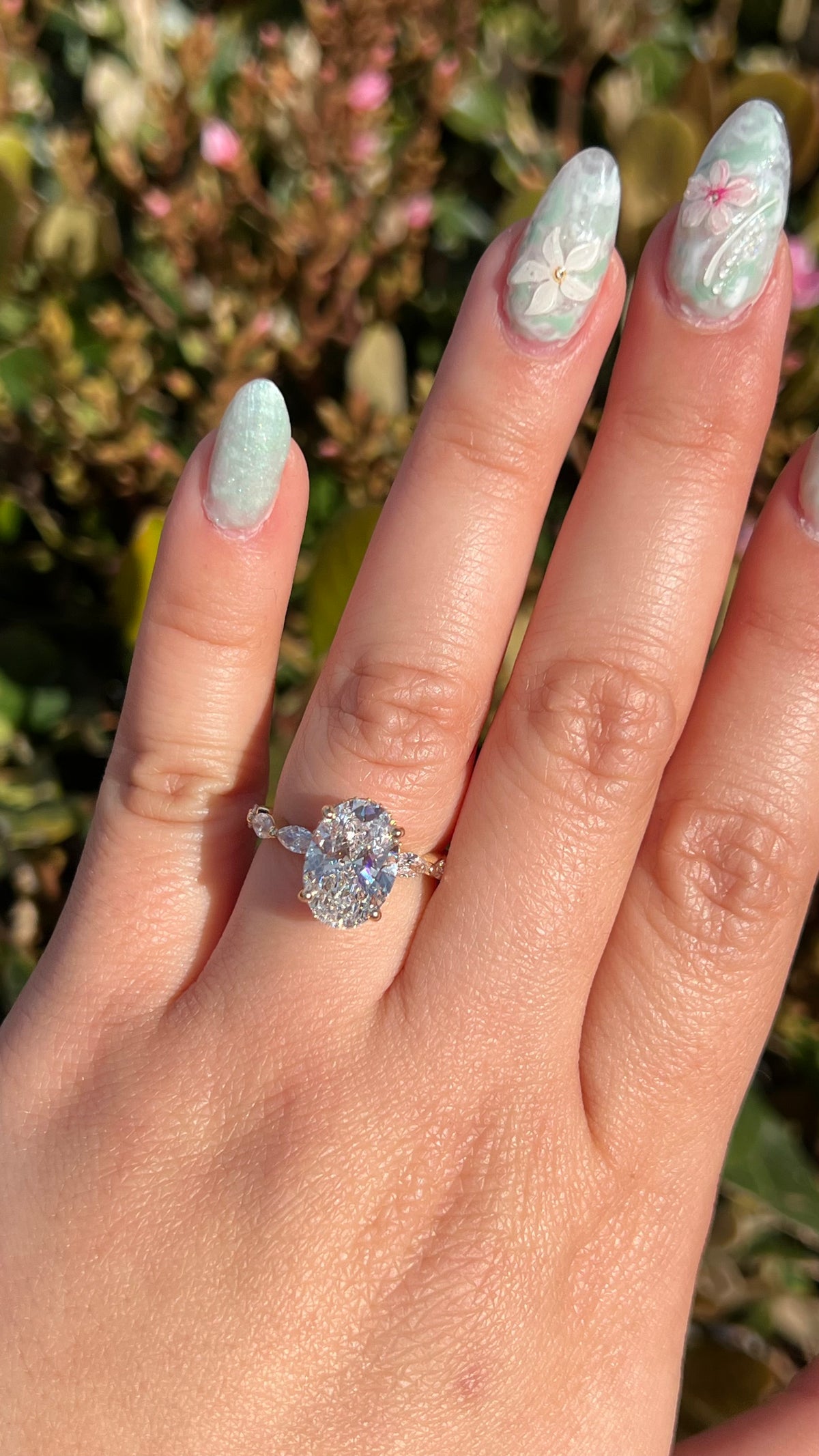 Mandy 3.59ct E-VS1 Oval Cut Lab Grown Diamond Engagement Ring 14K Gold