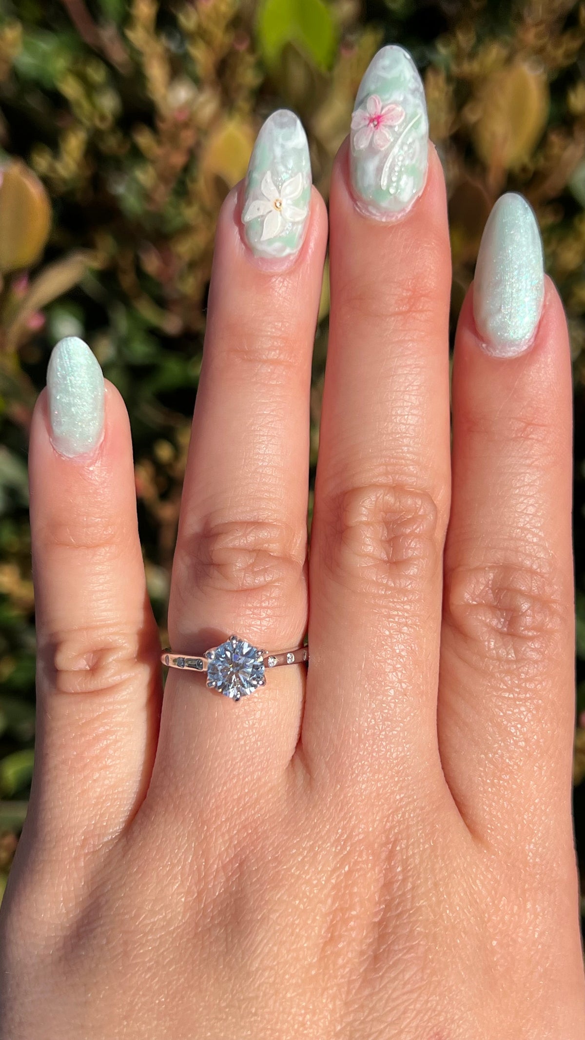 Cecile 1.25ct E-VS1 Round Cut Lab Grown Diamond Engagement Ring 14K Gold