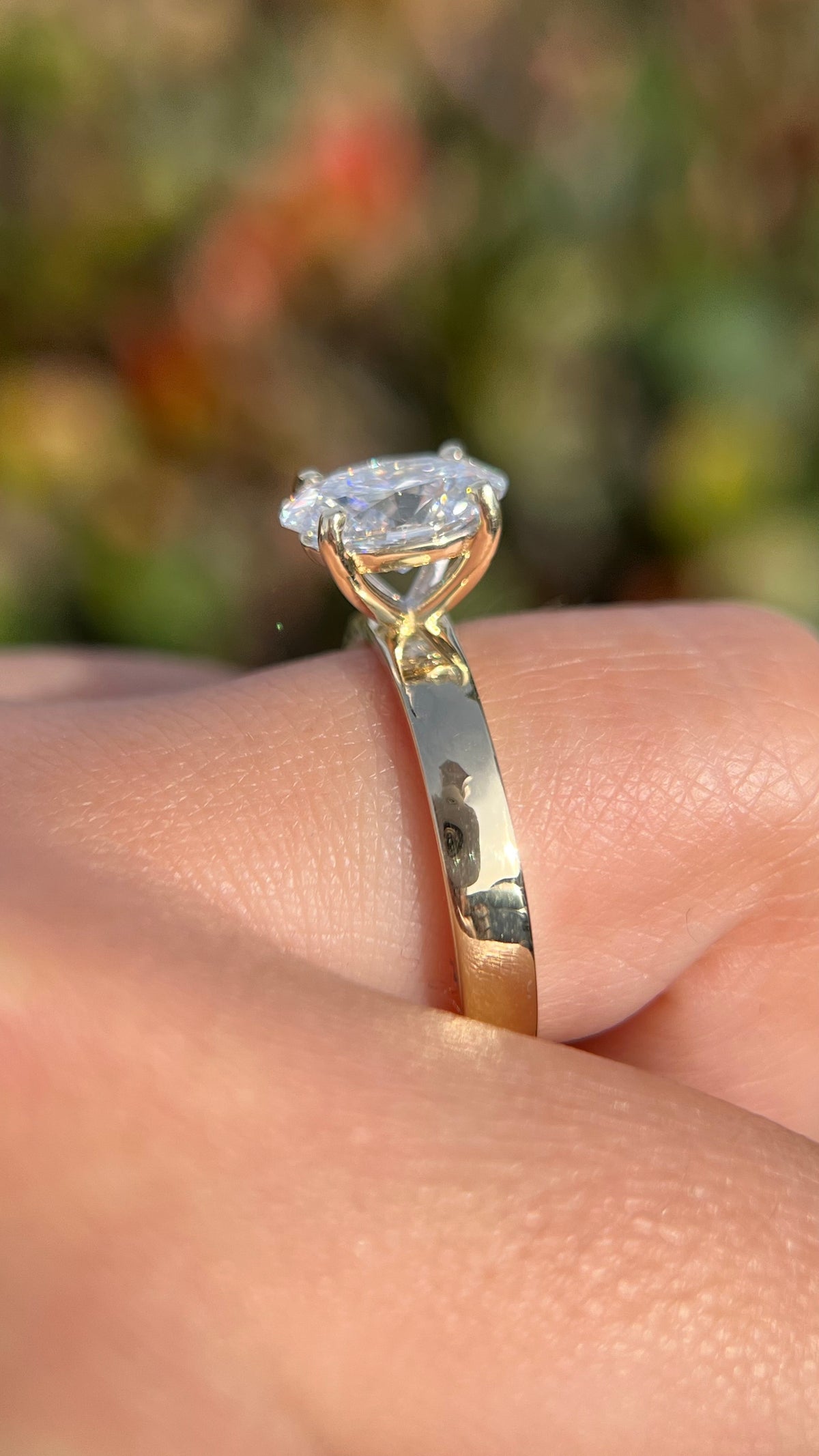 Andrea 1.91ct E-VS1 Oval Cut Lab Grown Diamond Engagement Ring 14K Gold