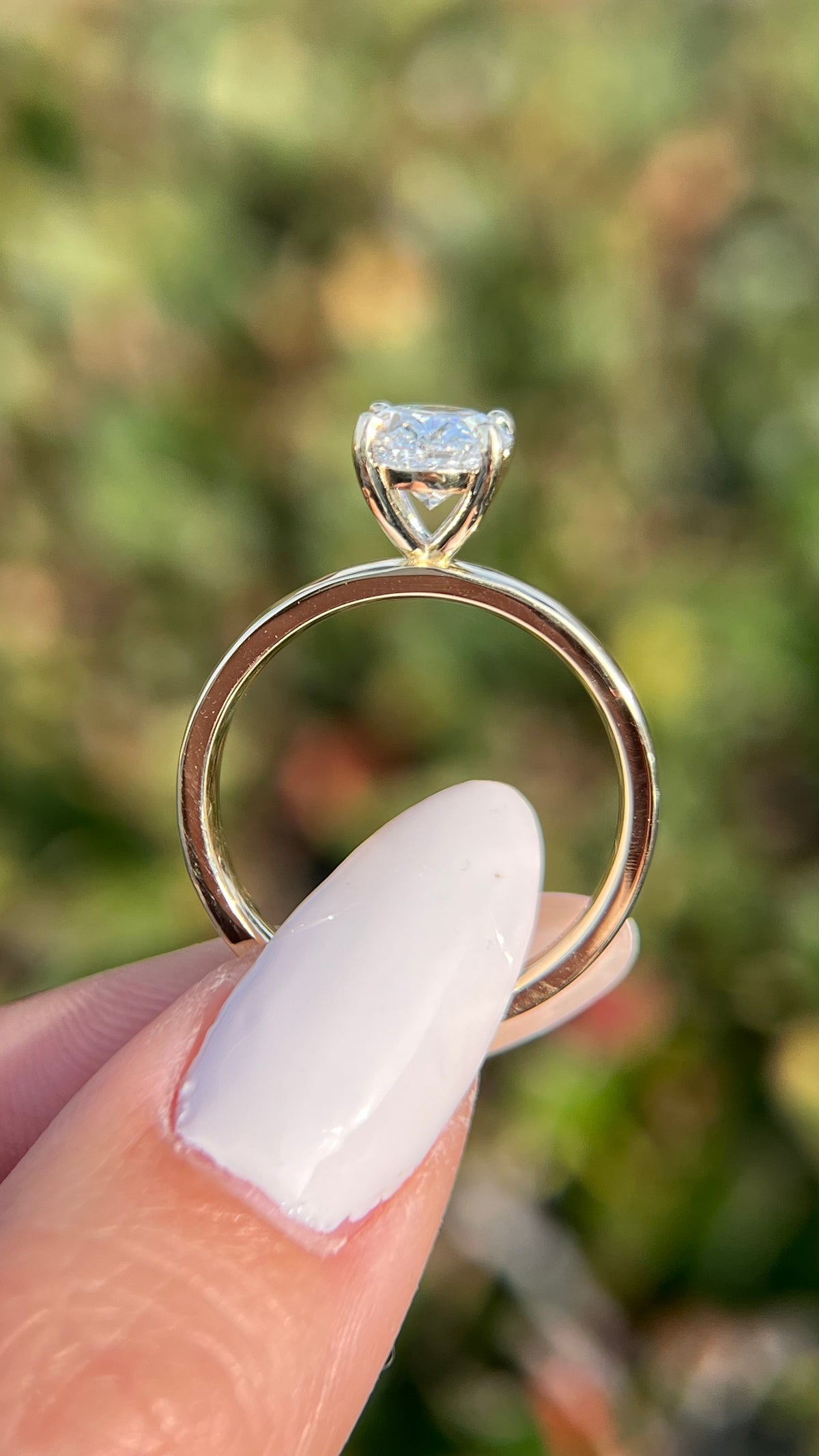 Andrea 1.91ct E-VS1 Oval Cut Lab Grown Diamond Engagement Ring 14K Gold