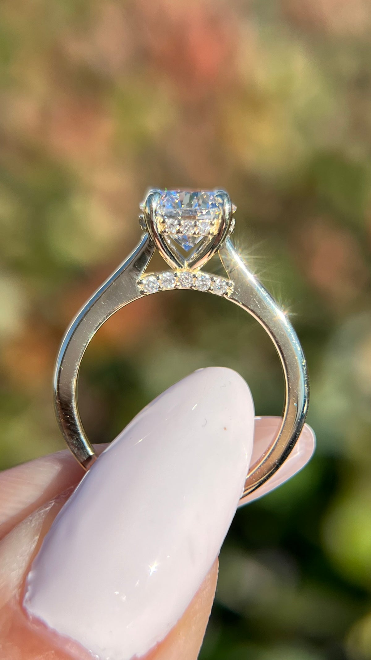 Ava Diamond Bridge 1.58ct E-VS1 Round Cut Lab Grown Diamond Engagement Ring 14K Gold