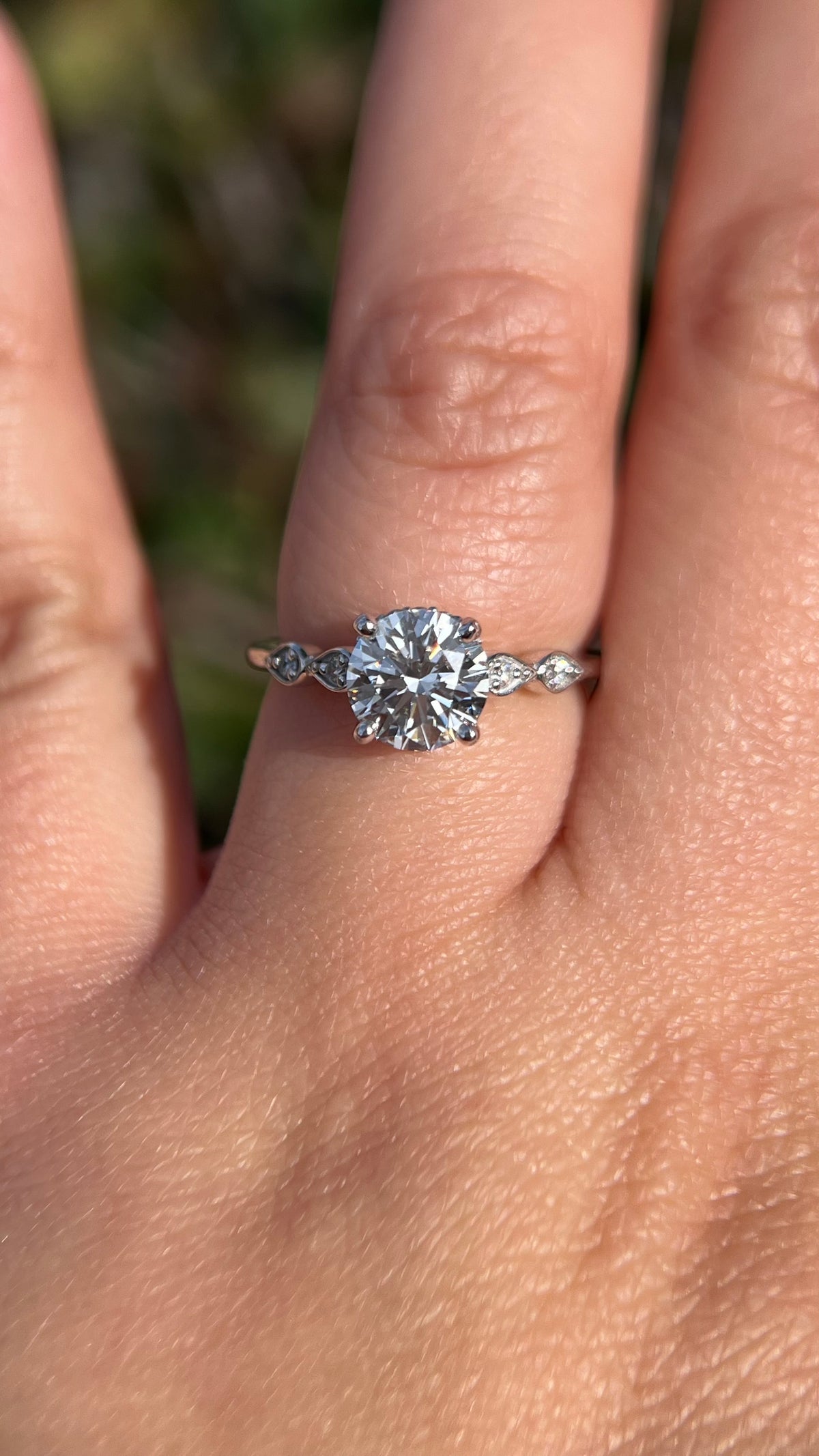 Paige 1.58ct E-VS1 Round Cut Lab Grown Diamond Engagement Ring 14K Gold