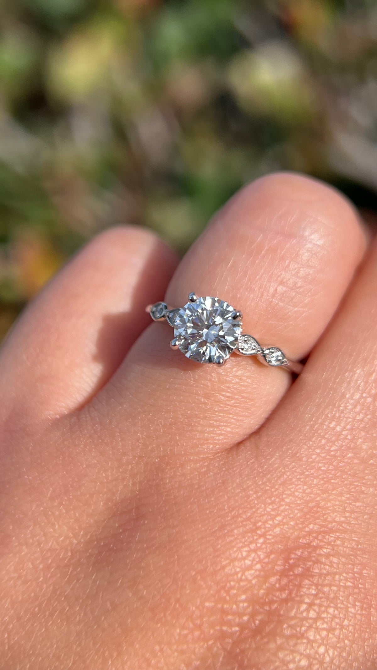 Paige 1.58ct E-VS1 Round Cut Lab Grown Diamond Engagement Ring 14K Gold