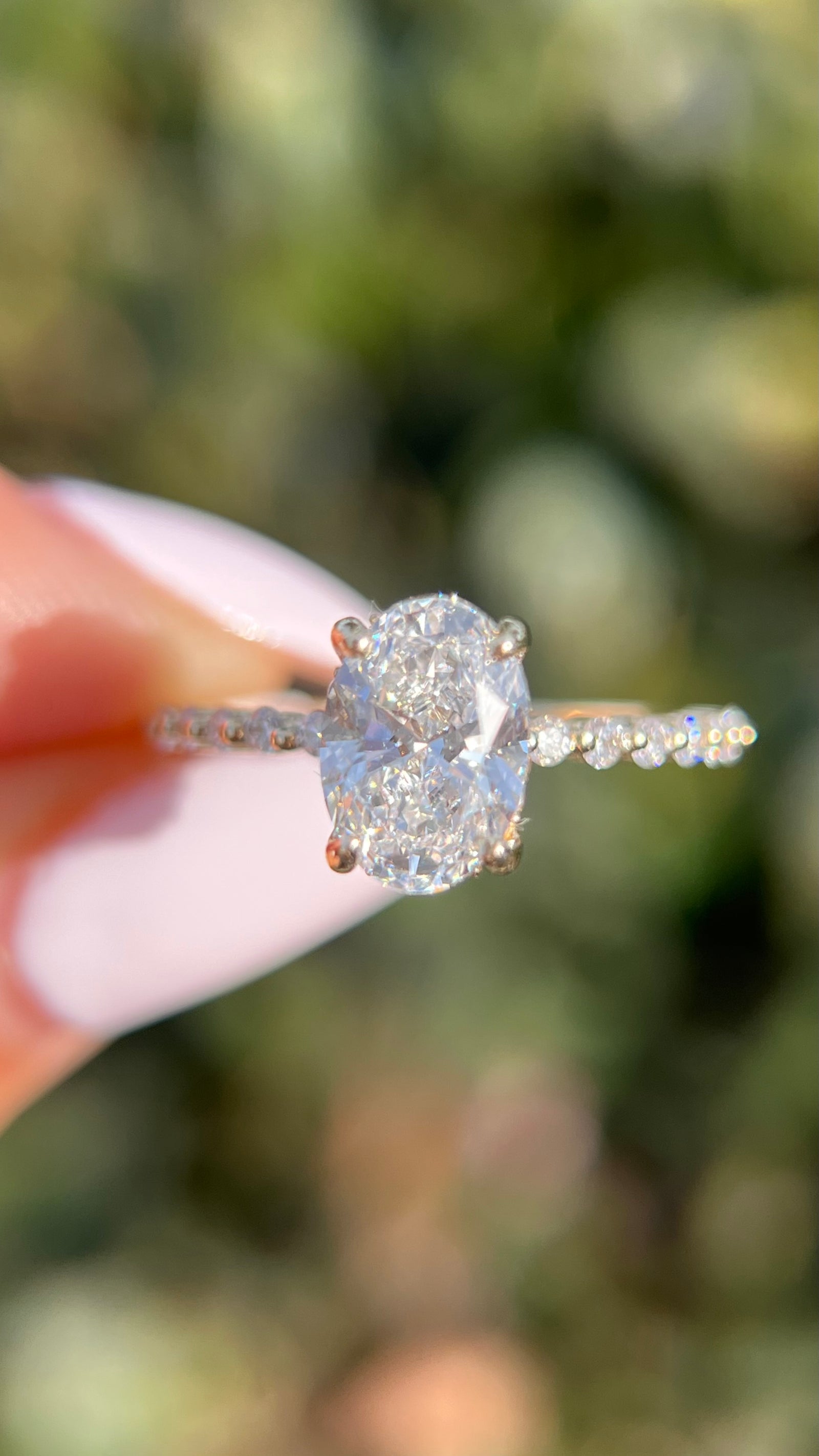 Irina 1.58ct E-VS1 Oval Cut Lab Grown Diamond Engagement Ring 14K Gold