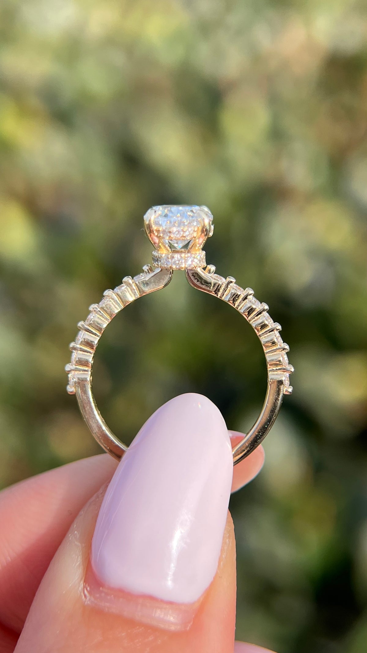 Irina 1.58ct E-VS1 Oval Cut Lab Grown Diamond Engagement Ring 14K Gold