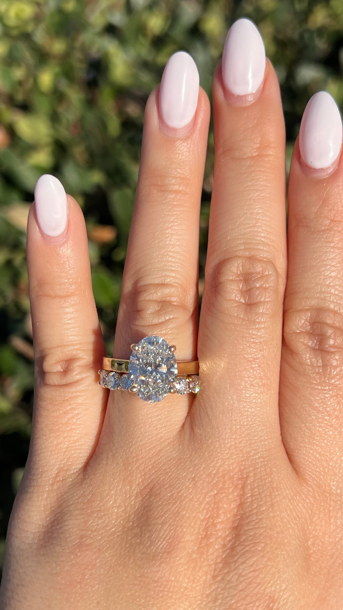 Ashlee 5.03ct F-VS1 Oval Cut Lab Grown Diamond Engagement Ring 14K Gold