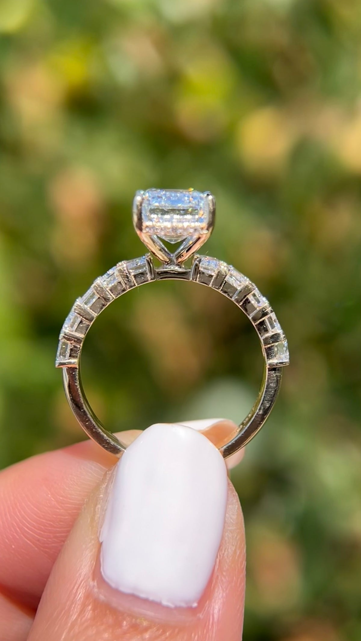 Ember 3.76ct E-VS1 Emerald Cut Lab Grown Diamond Engagement Ring 14K Gold