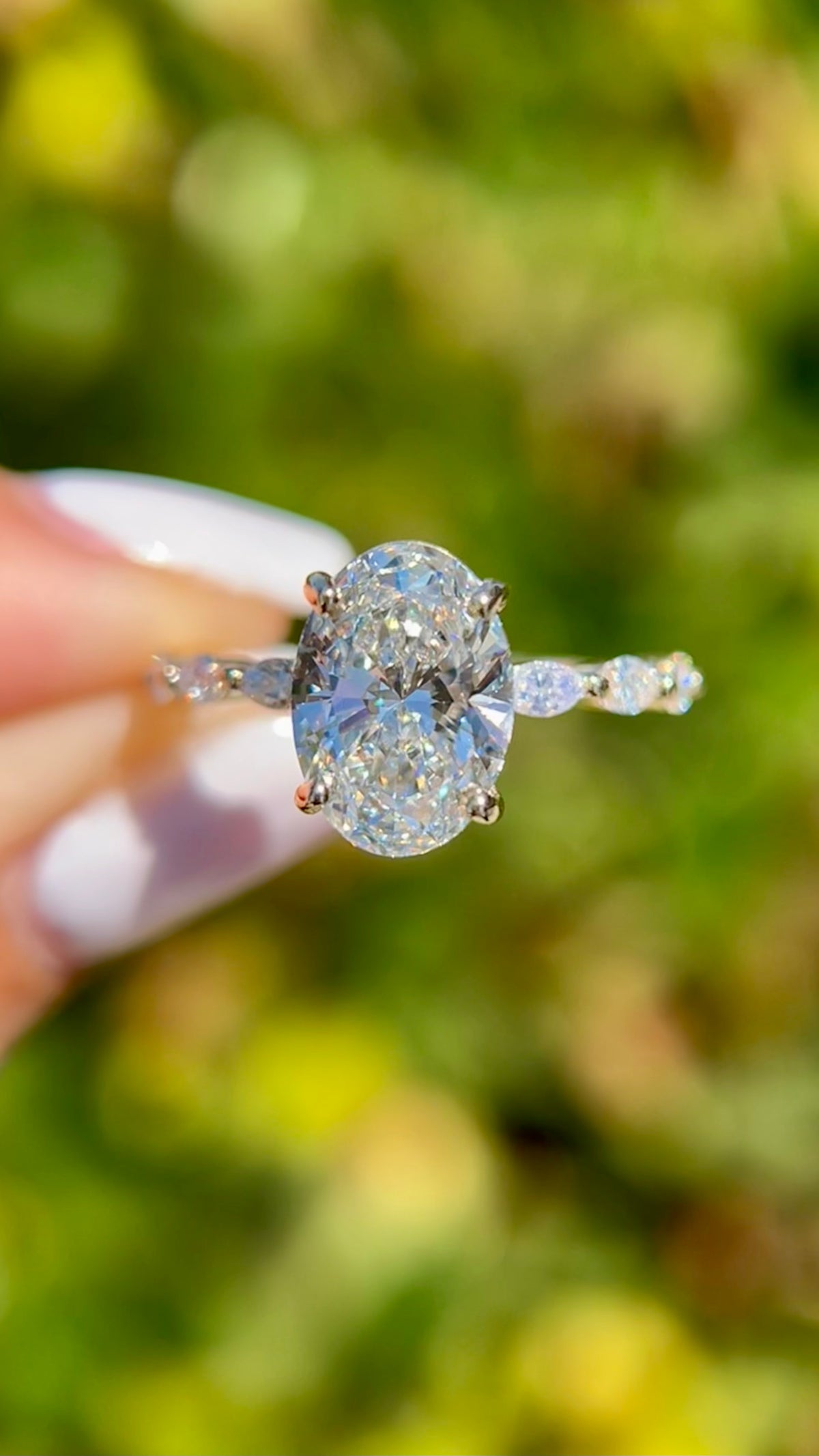 Marli 2.50ct E-VS1 Oval Cut Lab Grown Diamond Engagement Ring 14K Gold