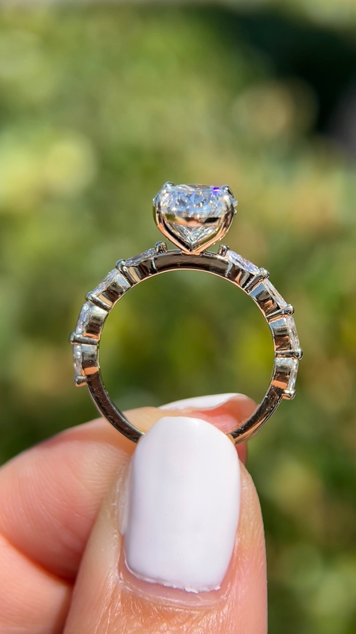 Marli 2.50ct E-VS1 Oval Cut Lab Grown Diamond Engagement Ring 14K Gold