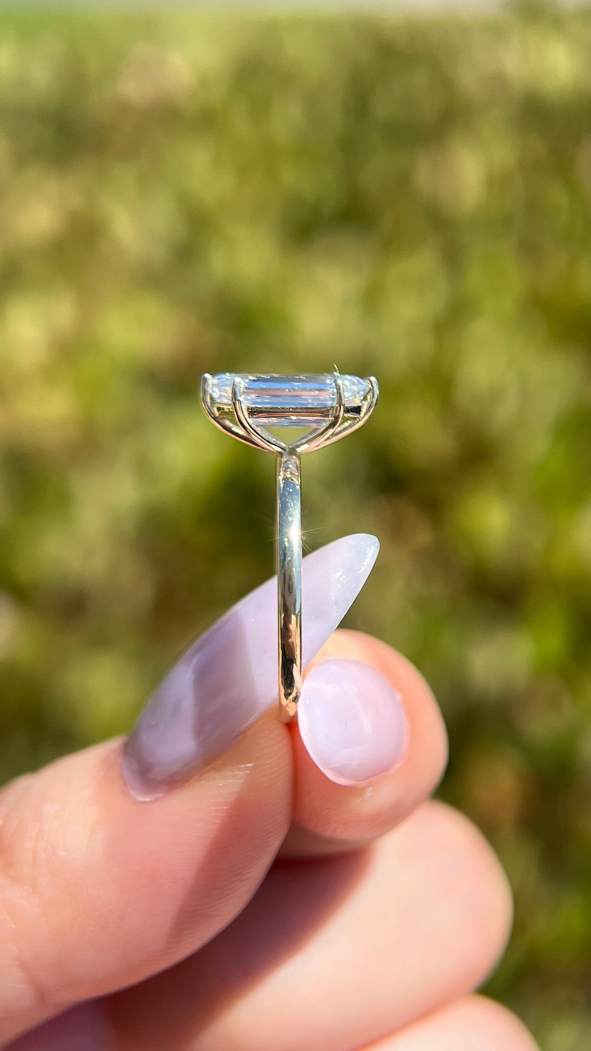 Evie 2.28ct E-VS1 Hexagon Cut Lab Grown Diamond Engagement Ring 14K Gold