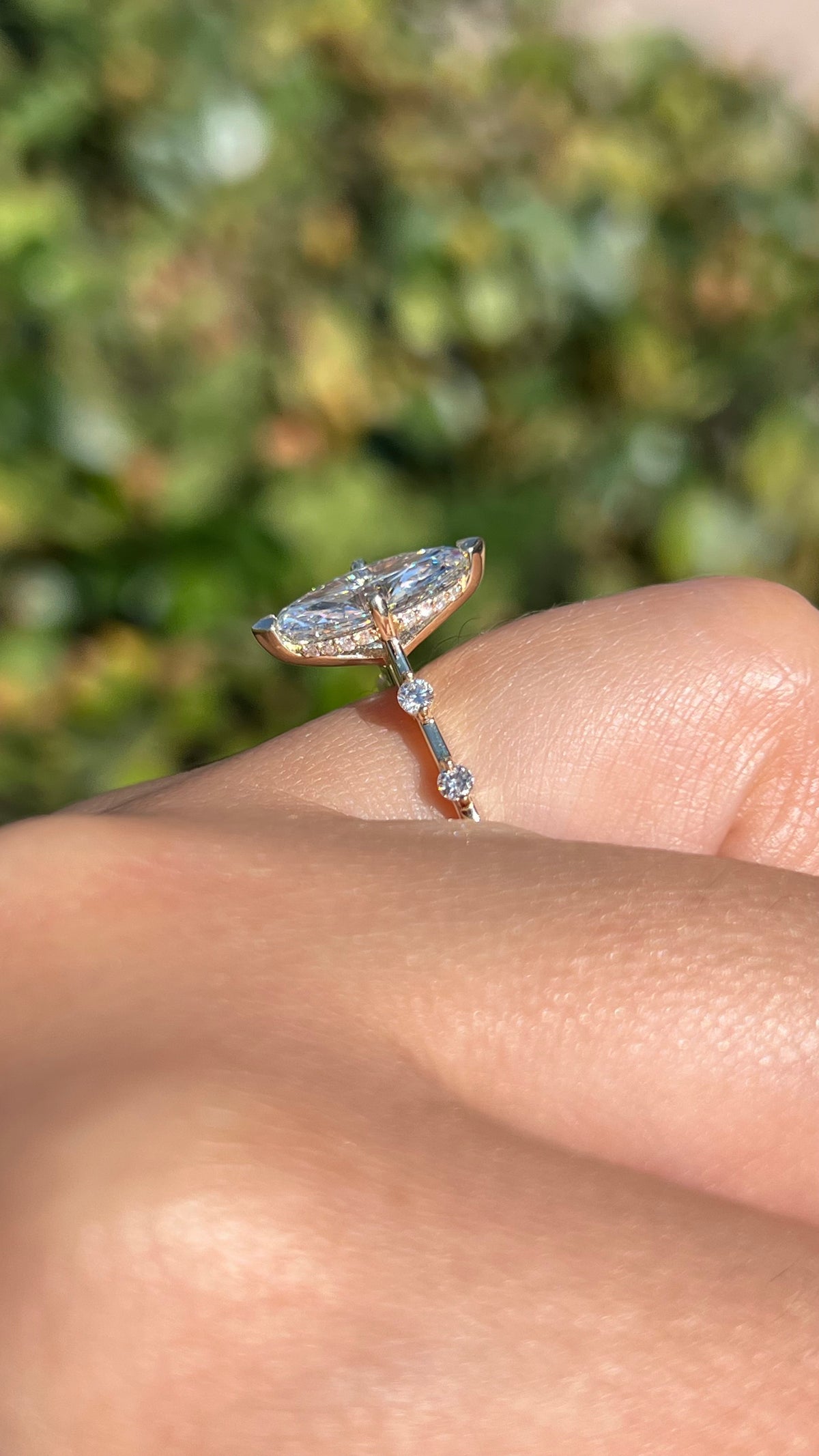 Belle 2.09ct E-VS1 Marquise Cut Lab Grown Diamond Engagement Ring 14K Gold